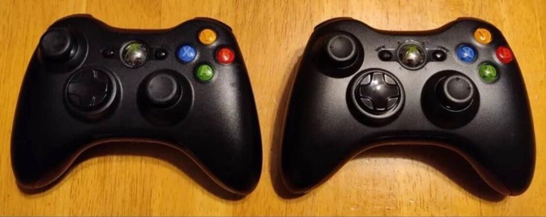 XBOX 360 S Console Black With Minecraft For 360, Power Cord, HDMI. 2 Remotes.