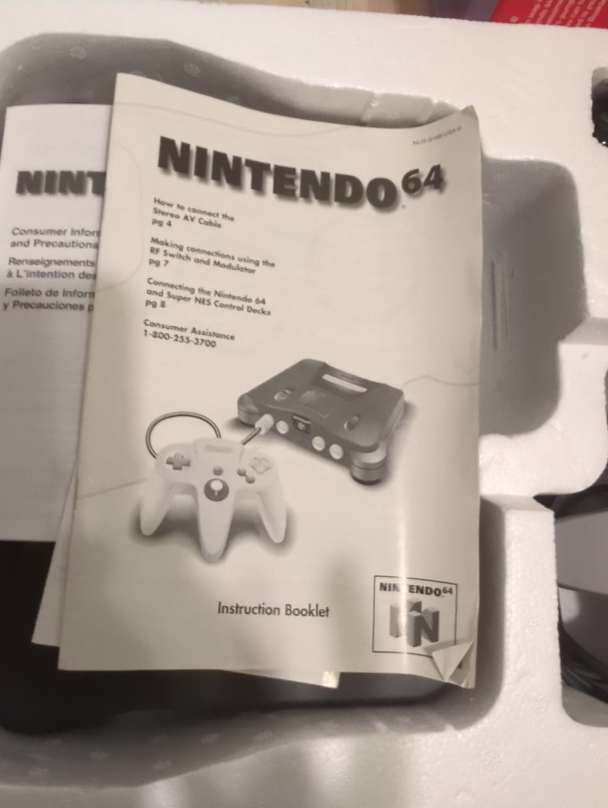Nintendo 64 Console Atomic Purple Controller Bundle in Box NUS 001, Works