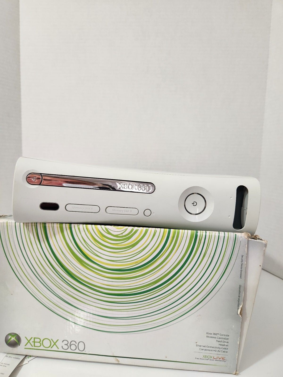 Microsoft Xbox 360 White Console And Manuals Comes With Box See Pictures