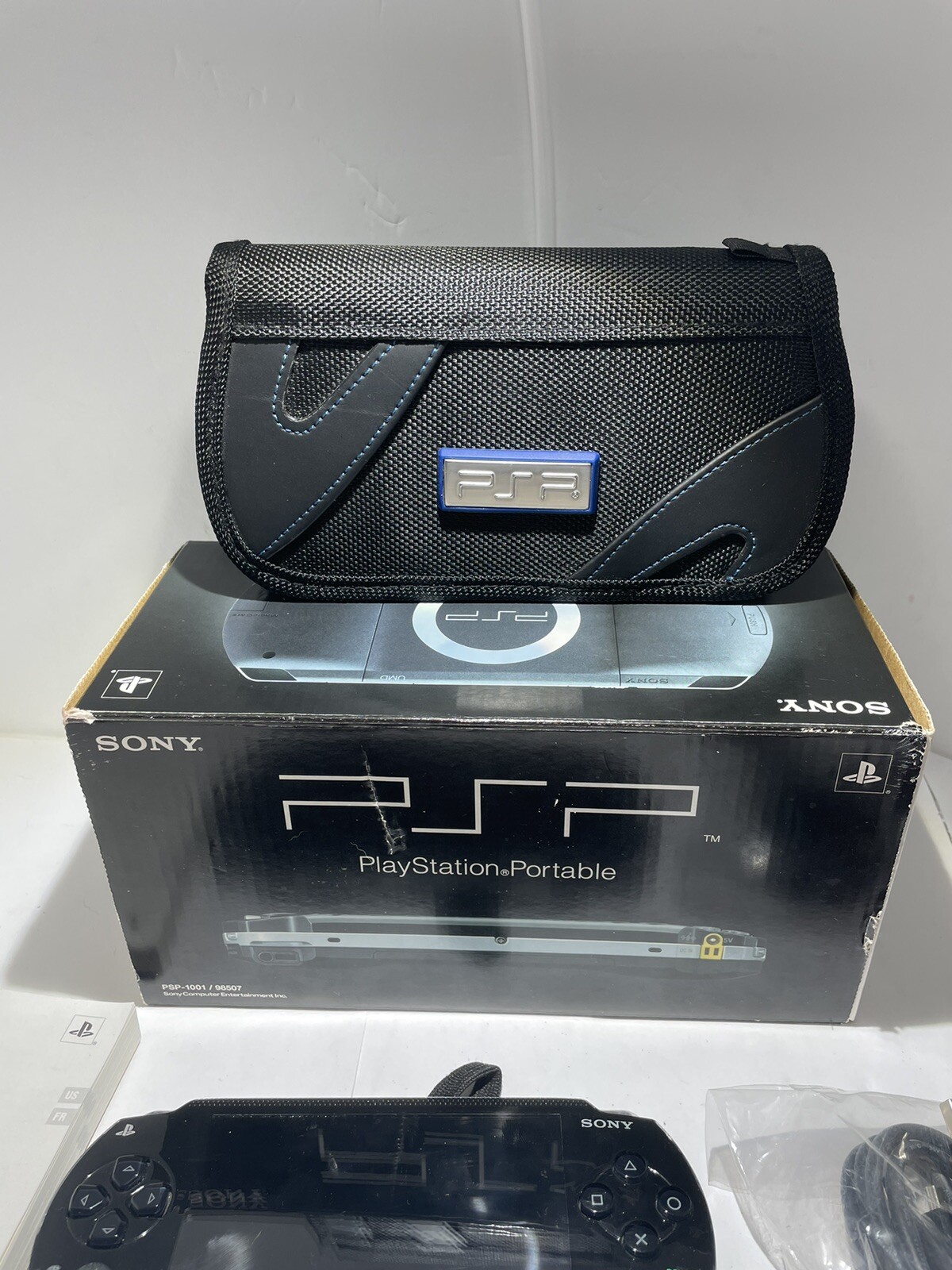 Sony PSP 1000 Black Handheld Console! In Box! Paperwork! Charger! READ!