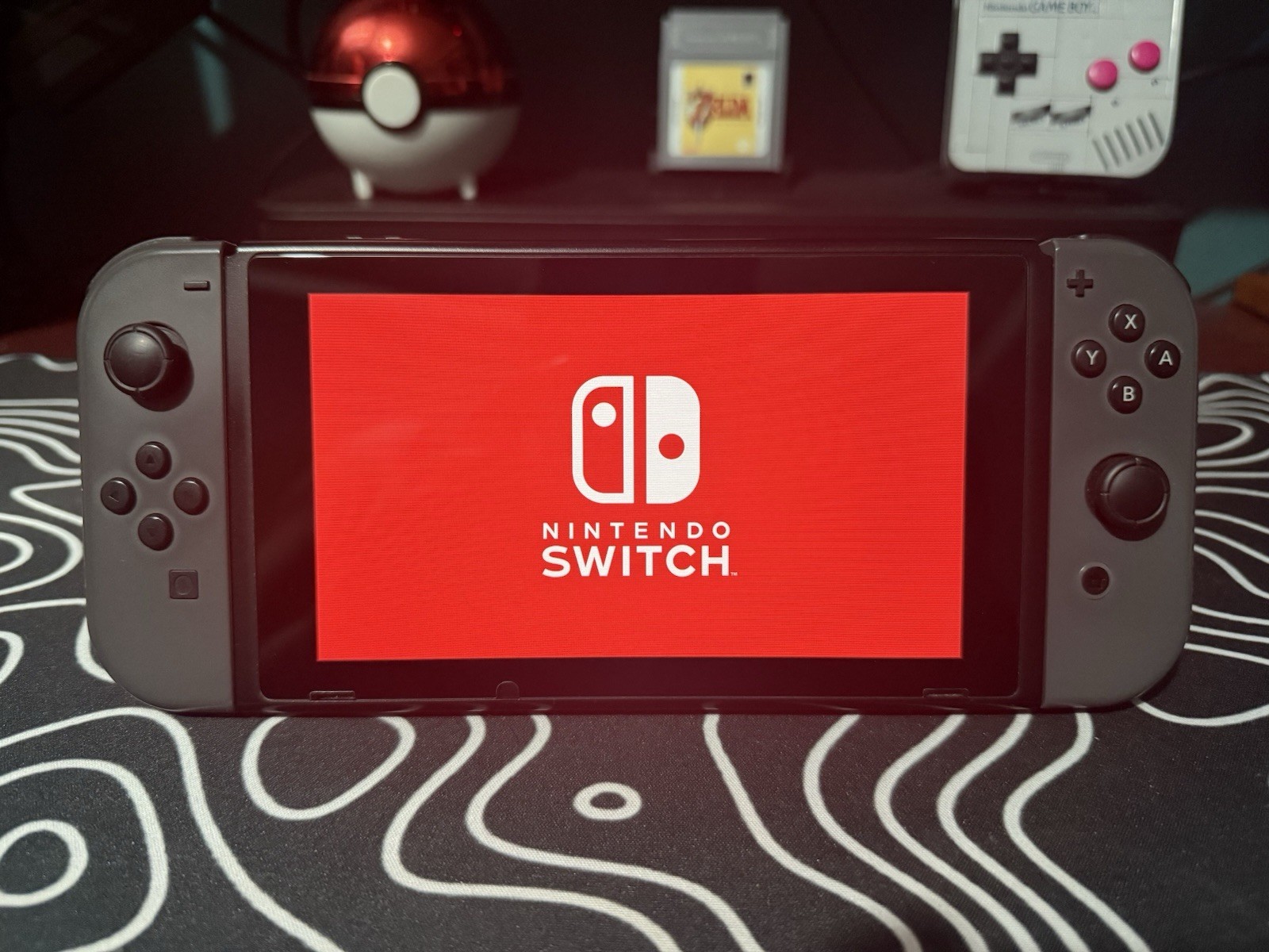 USED Nintendo Switch Gray w/ Dock, Joy-Cons, Joy-Con Grip, and Wrist Straps