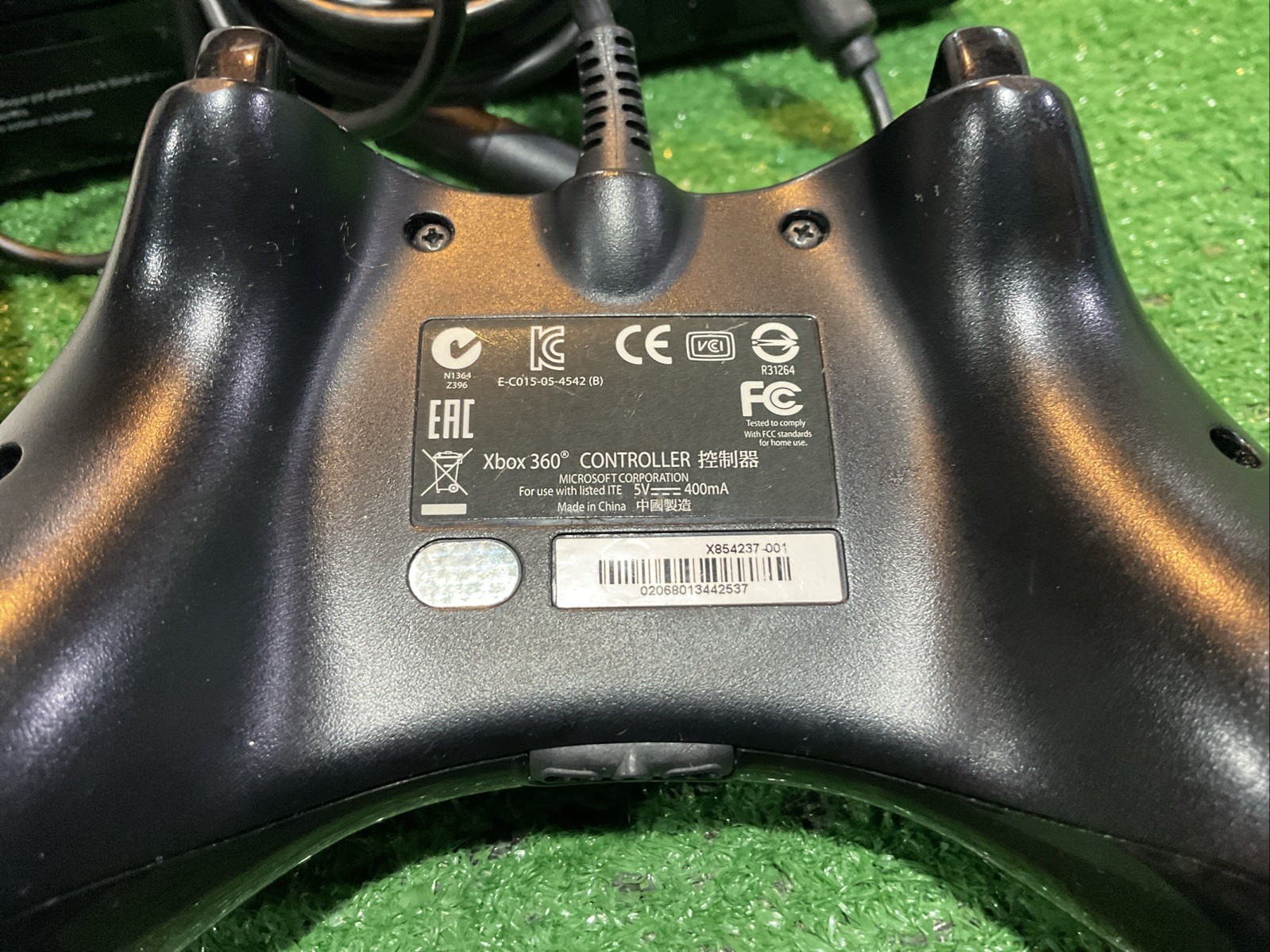 Microsoft Xbox 360 E Console 2 Controllers (1 Wireless) Brick PC HDMI 2 Games 🔥