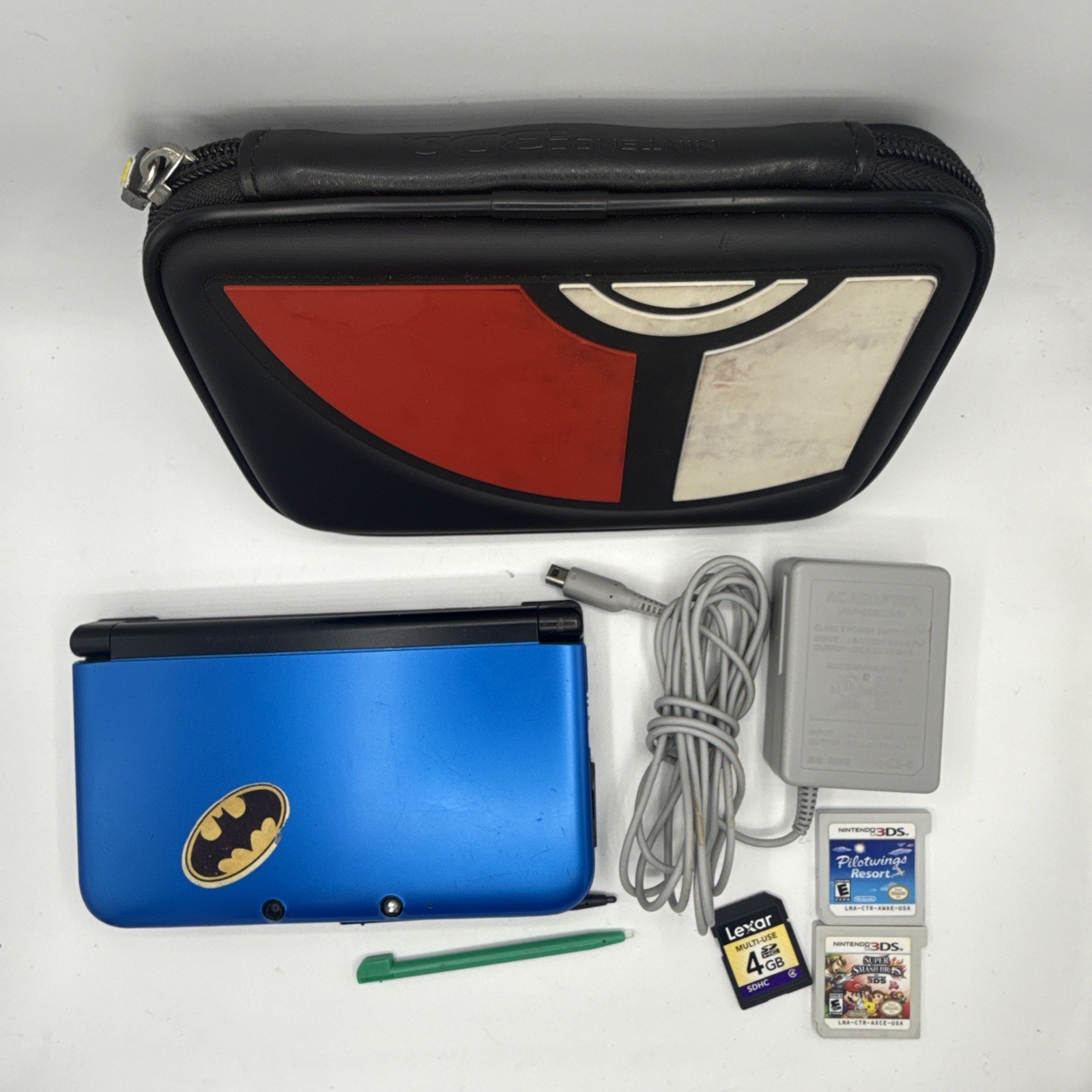 Nintendo 3DS XL Blue Console Bundle: Case, Charger, 4GB SD Card, Stylus, 2 Games