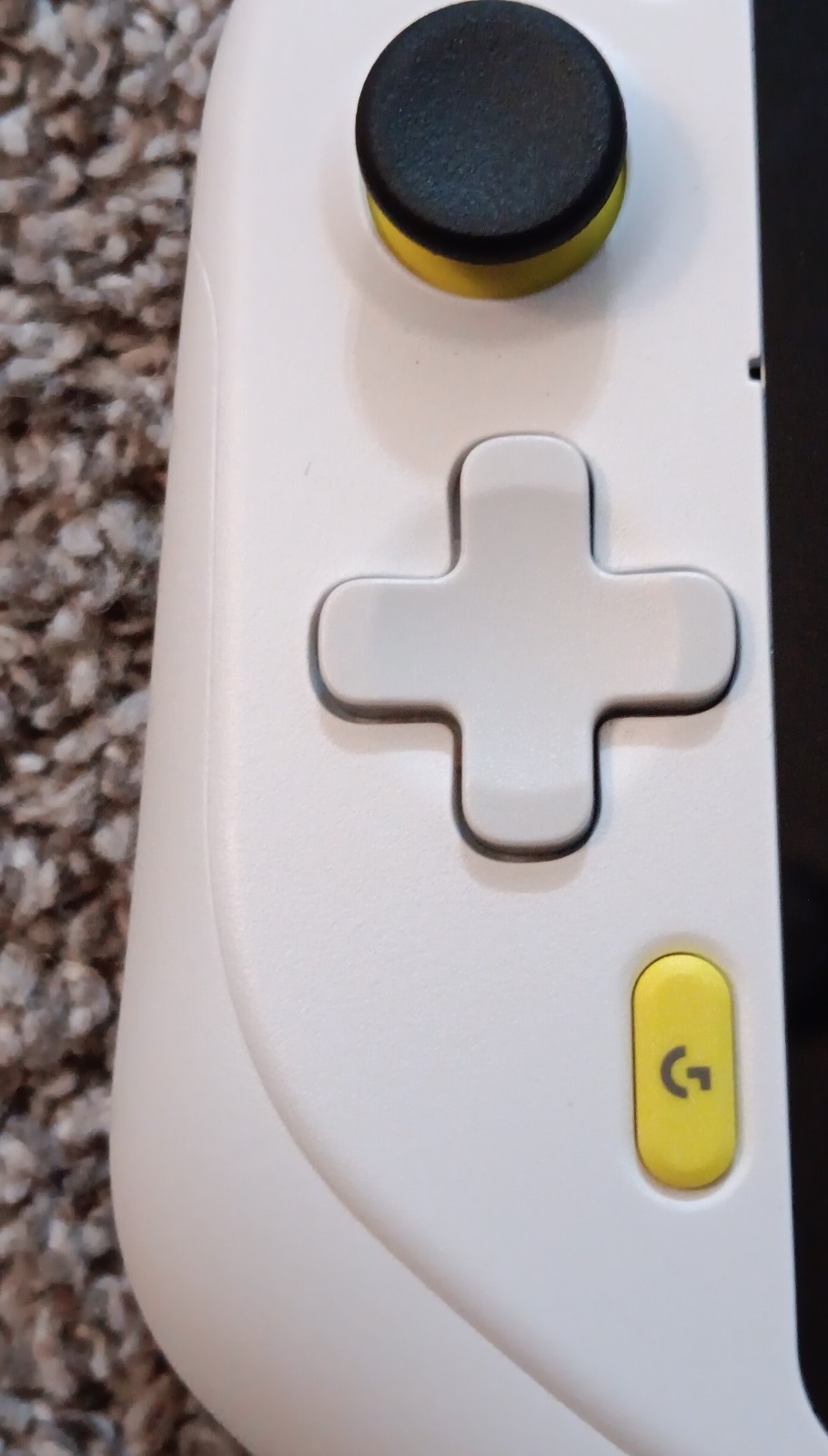 Logitech G CLOUD White Handheld Gaming Console Wi-Fi USB-C Integrated Controls