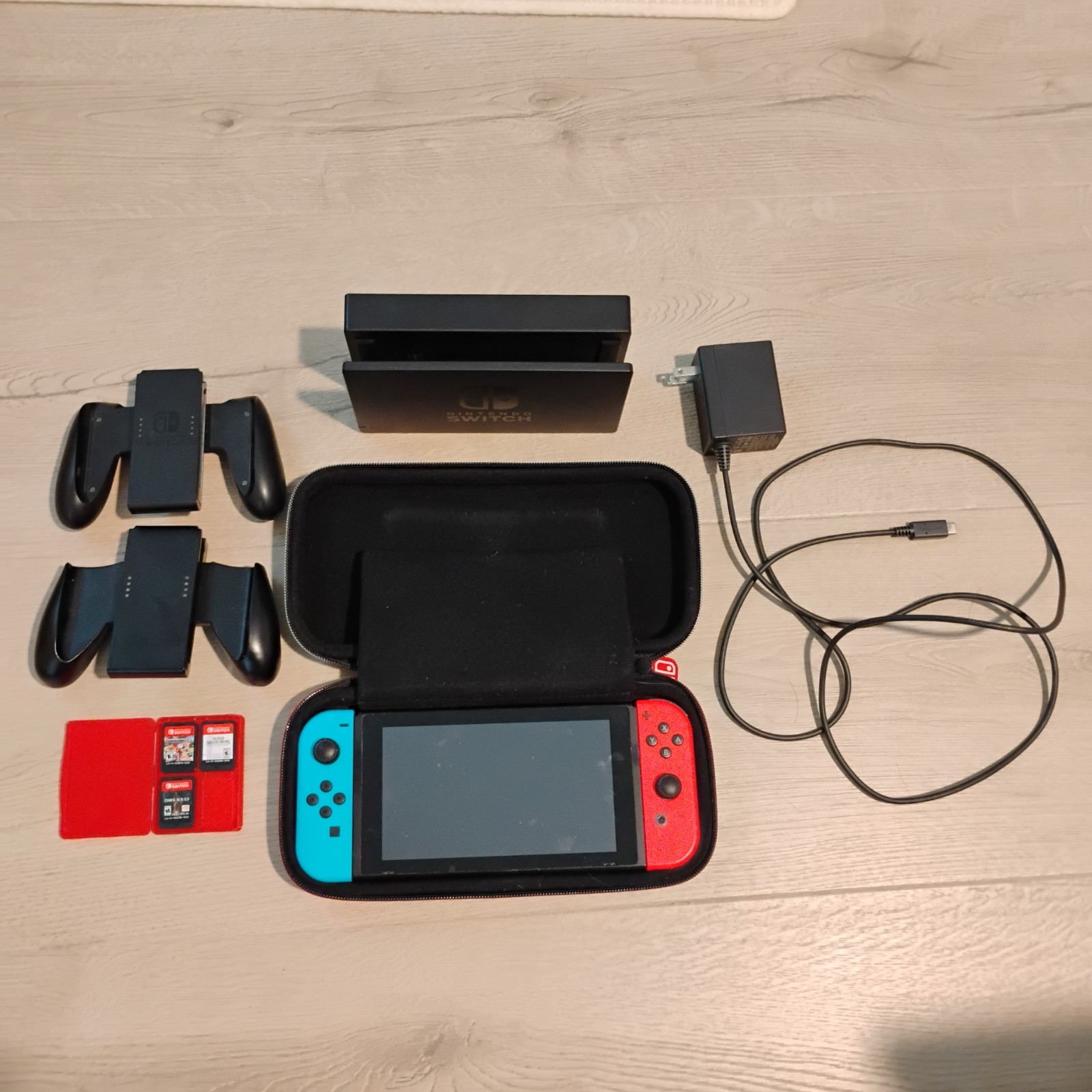 Nintendo Switch V2 Bundle