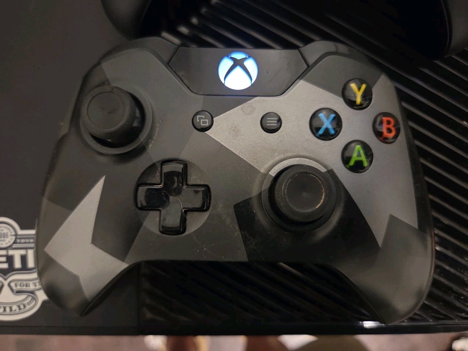 Xbox One Console 500GB System Bundle Lot With 2 Controllers & 10 Games – TESTED