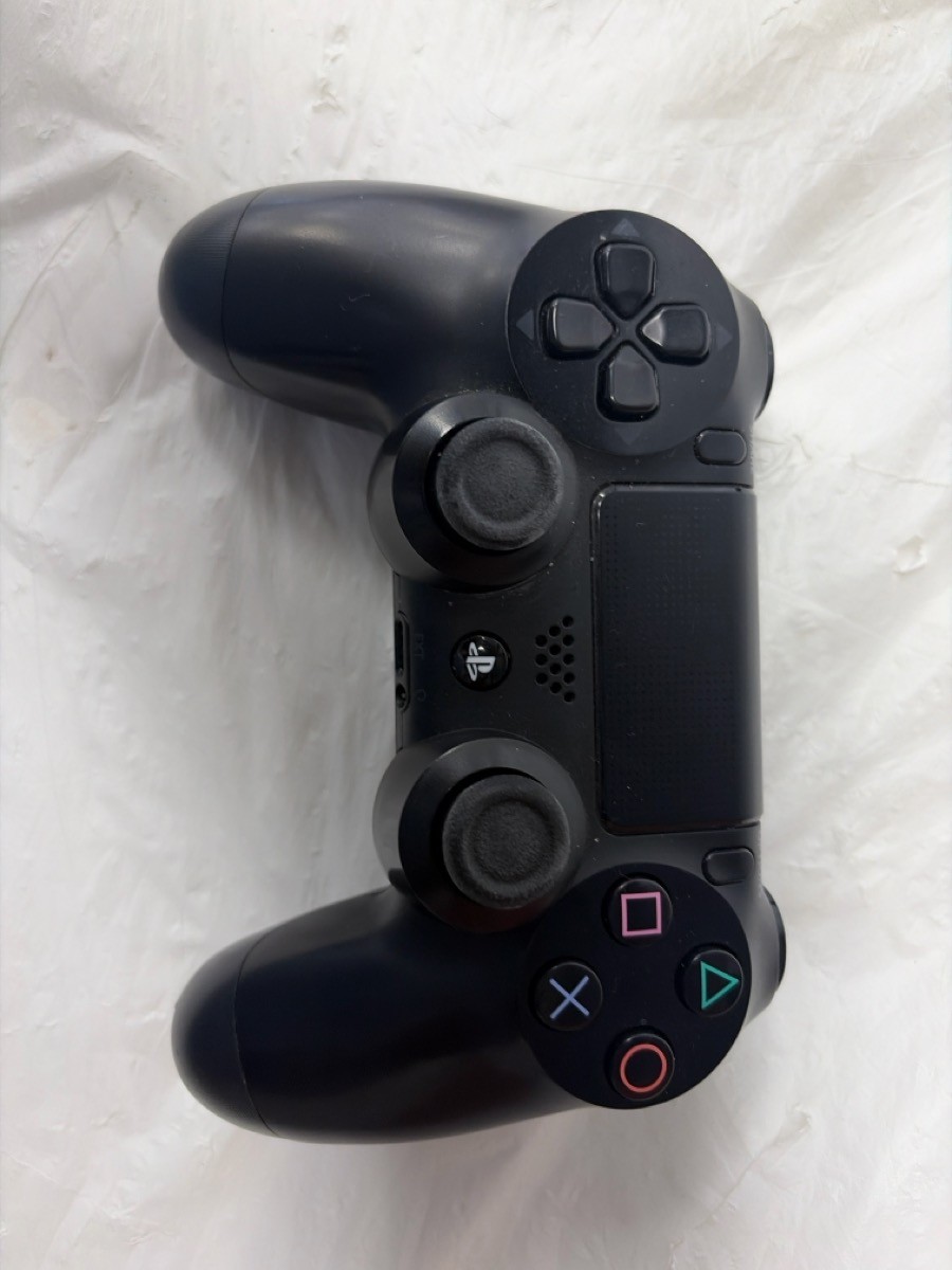 PREOWNED SONY PS4 – SYSTEM – CUH-1215A – 500GB PRE-OWNED (P23017043)