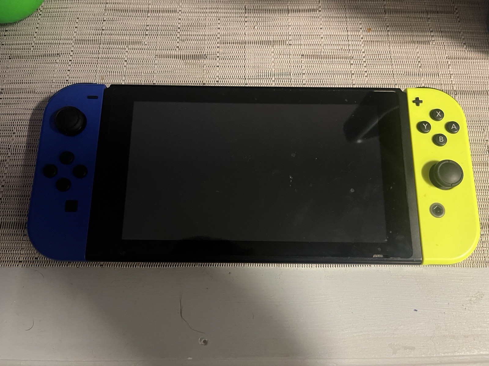 Nintendo Switch V1 Game Console Black/Neon Yellow