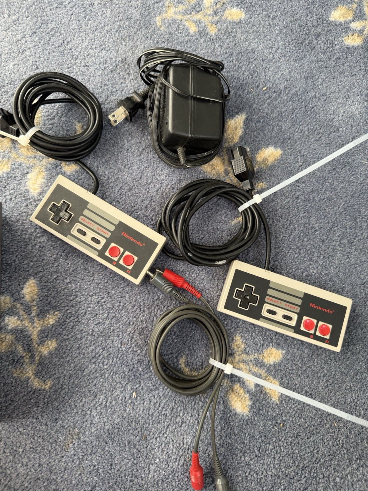 Nintendo NES Gray Video Game Console