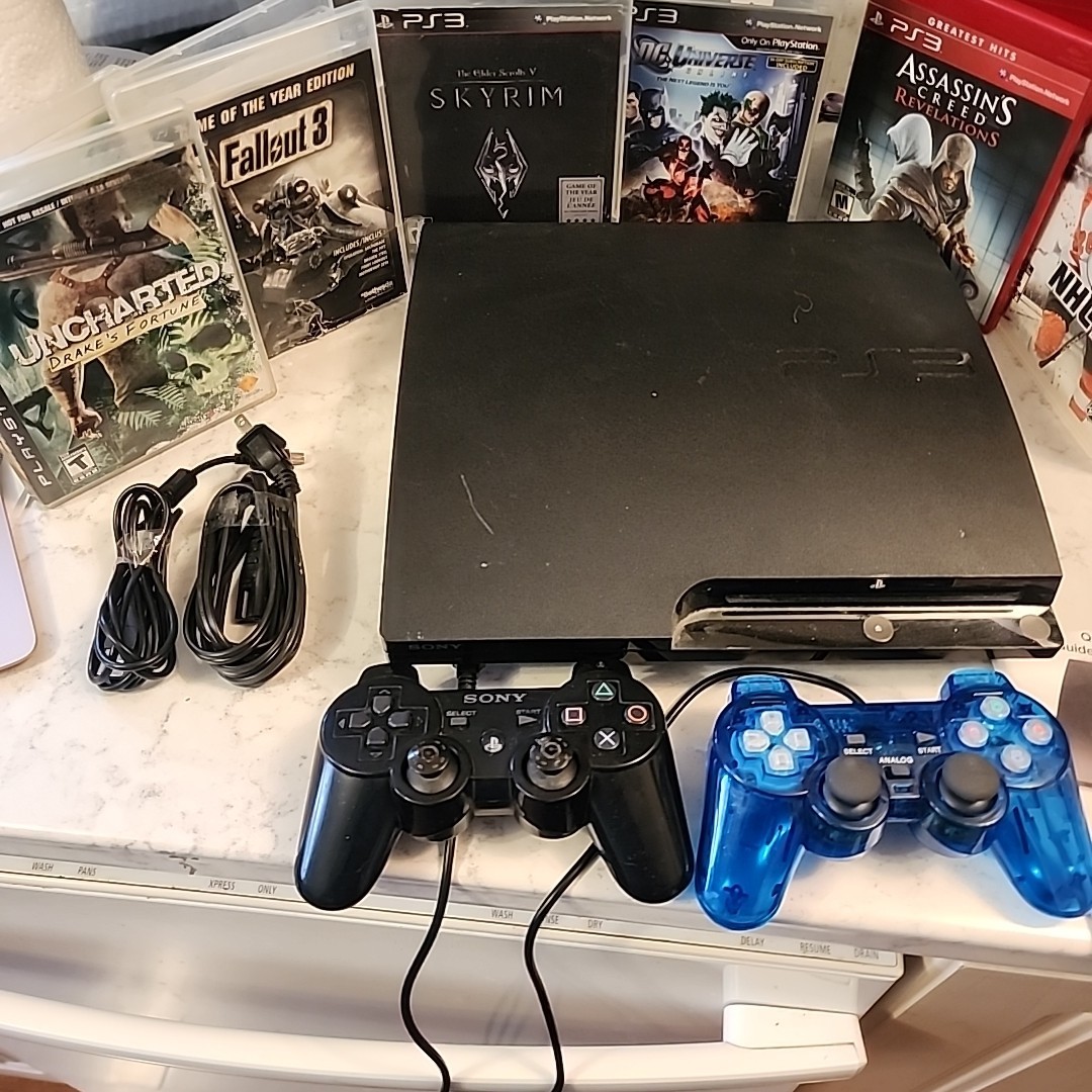 Sony PlayStation 3 PS3 Slim (CECH-2501B) Console + 2 Controllers 6 Games TESTED