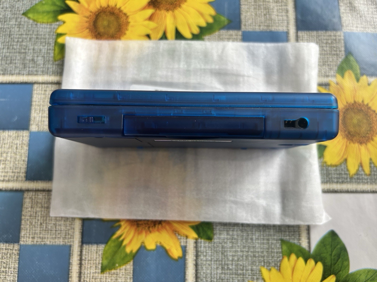 Nintendo DS Lite CUSTOM TRANSPARENT OCEAN BLUE – MINT CONDITION