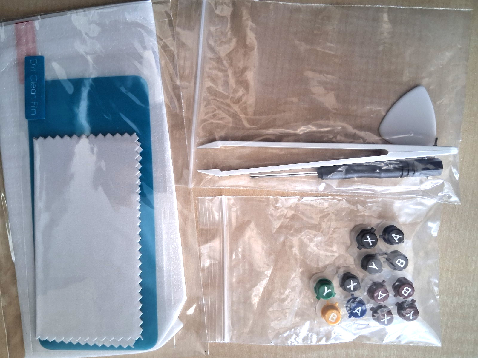 Retroid Pocket Mini V2 Handheld + Official Screen Protector + Custom Button Set