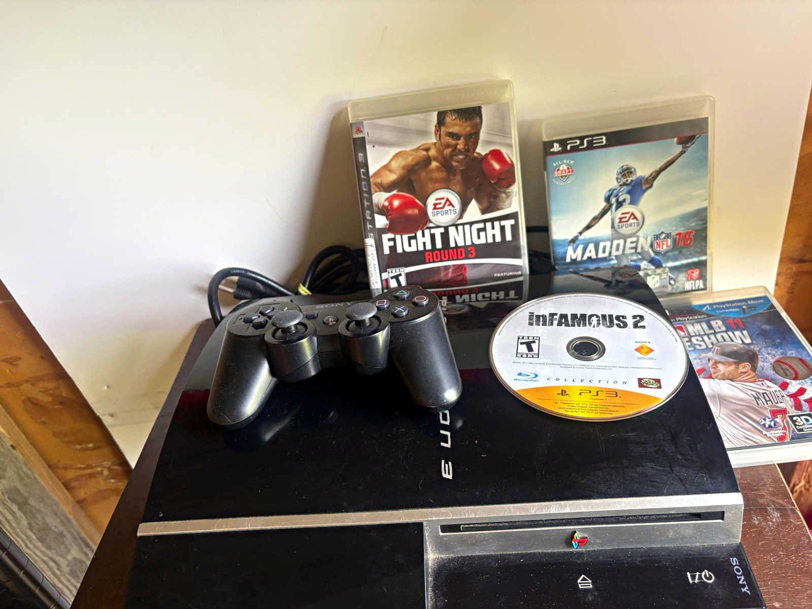 Sony PlayStation 3 PS3 Fat CECHH01 Black 80GB BackCompat w/ Controller Games