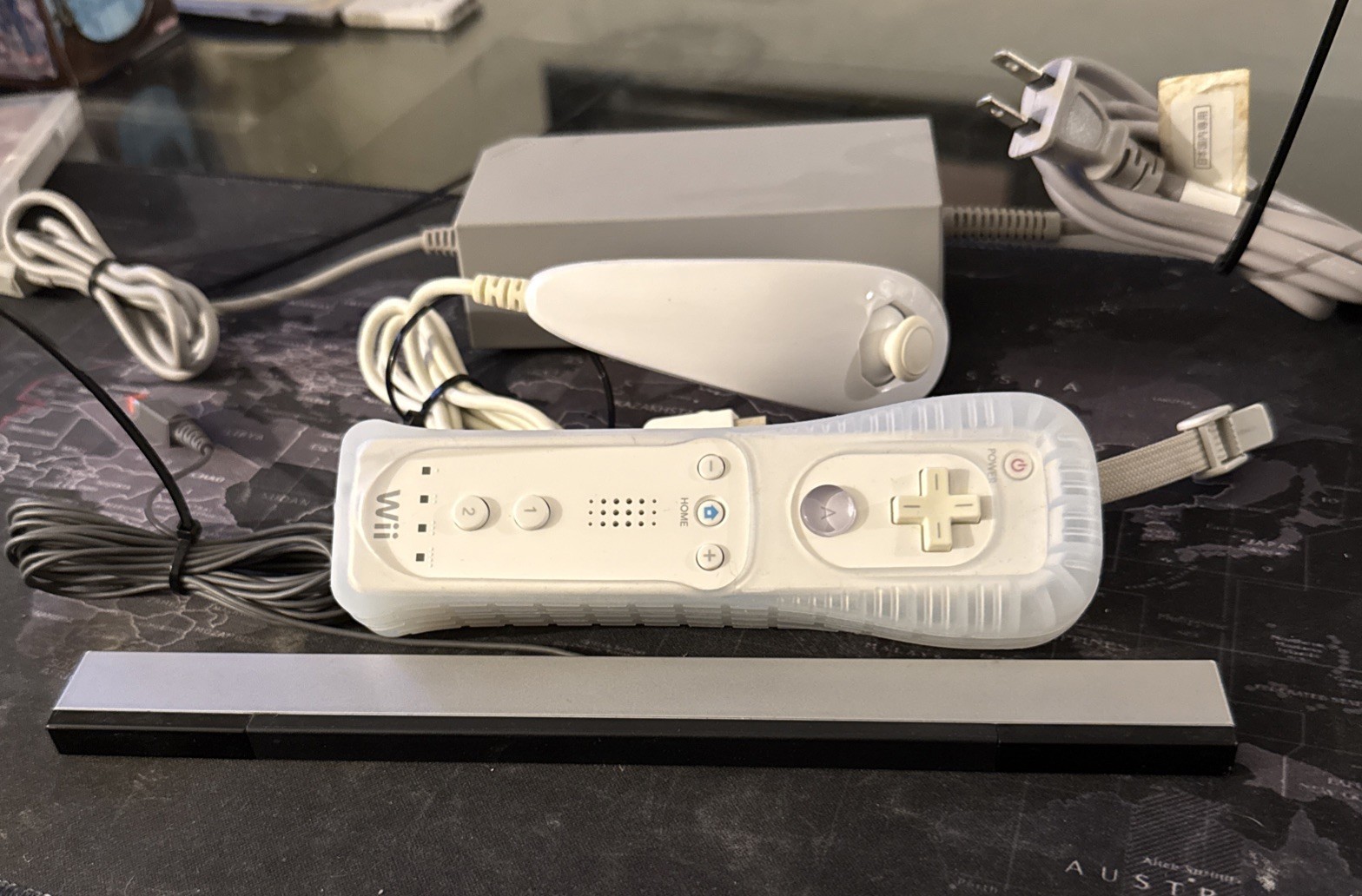 White Nintendo Wii System Console Bundle – Tested – RVL -001 USA🎮