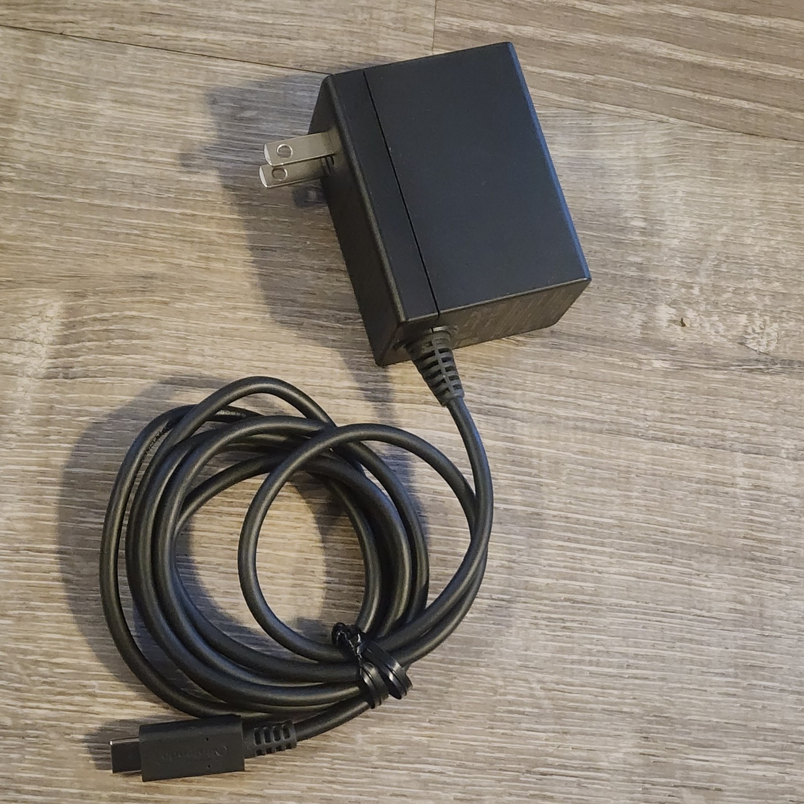 Nintendo Switch HAC-001 Console Bundle XAW10086656565