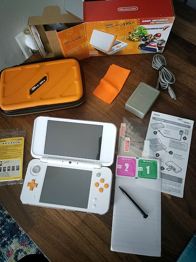 New Nintendo 2DS XL NTSC-U (US Region) Console Bundle – White/Orange – Tested!