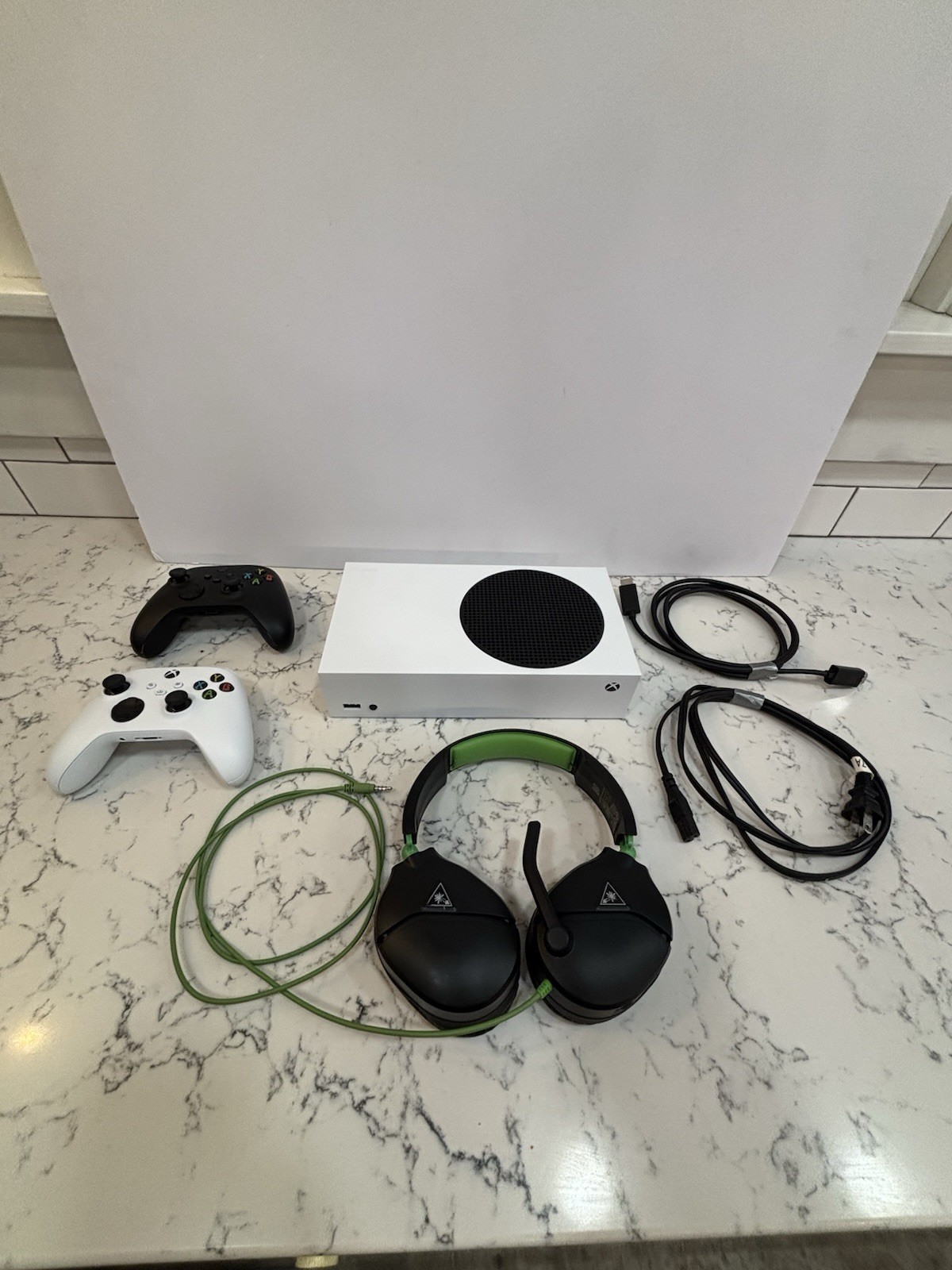 Microsoft Xbox Series S White + TWO Wireless Controllers + Mic/headset.
