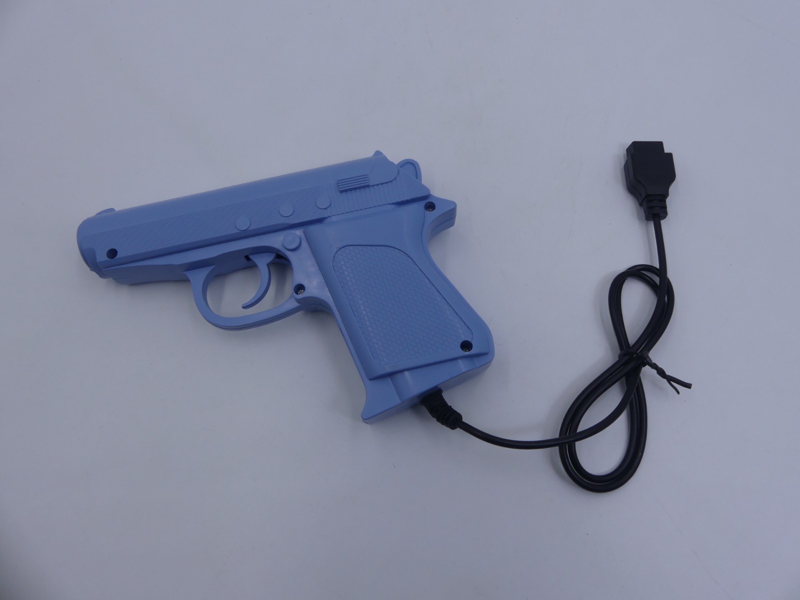 Super 8 Bit Game Console – Retro 8-Bit TV Game 2 Controllers + Light Gun SQY-666