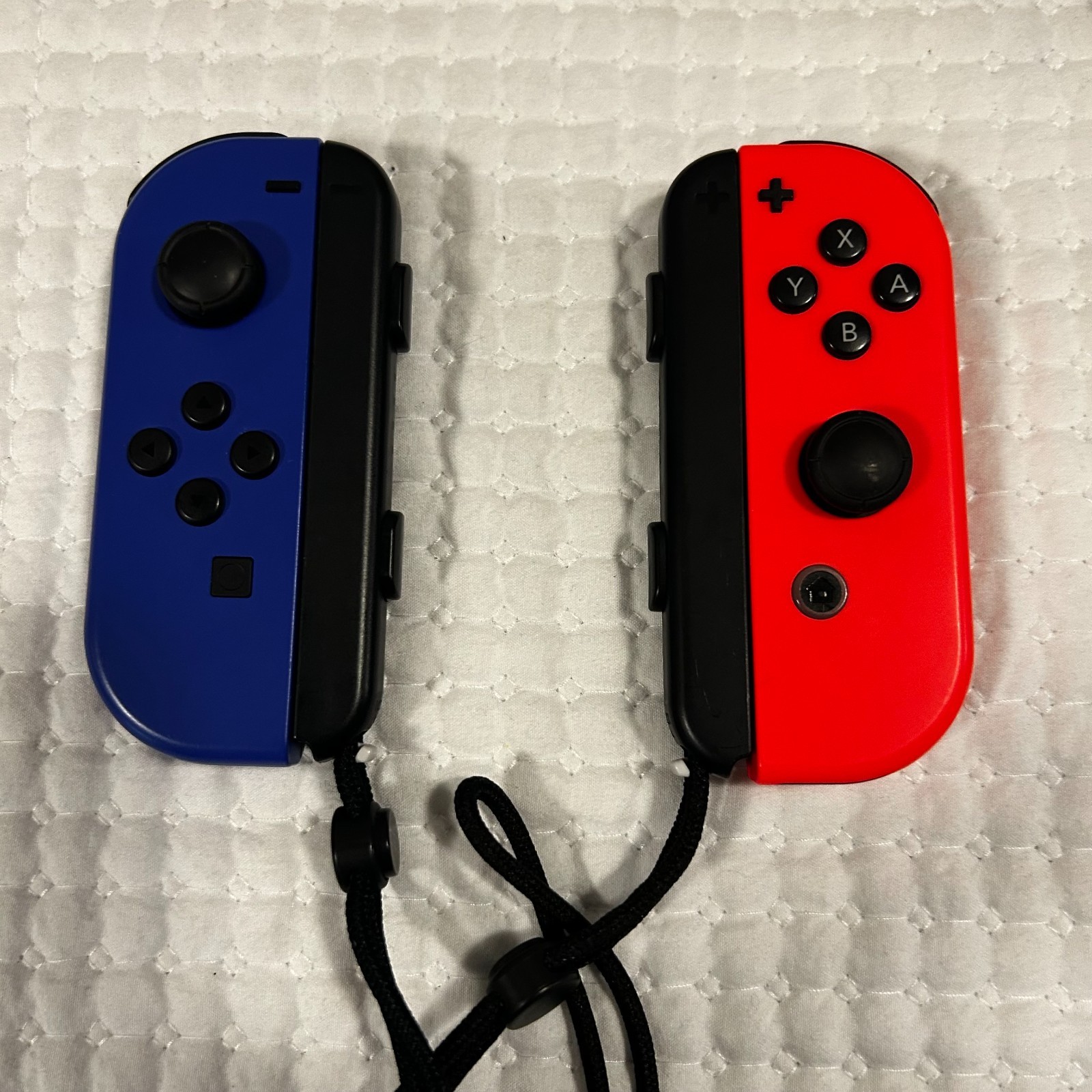 Nintendo Switch 1 Bungle w/ Accessories and Games – See Description