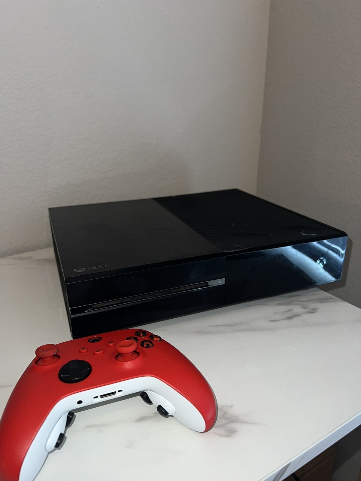 Microsoft Xbox One 500GB Console – Black (5C5-00025)
