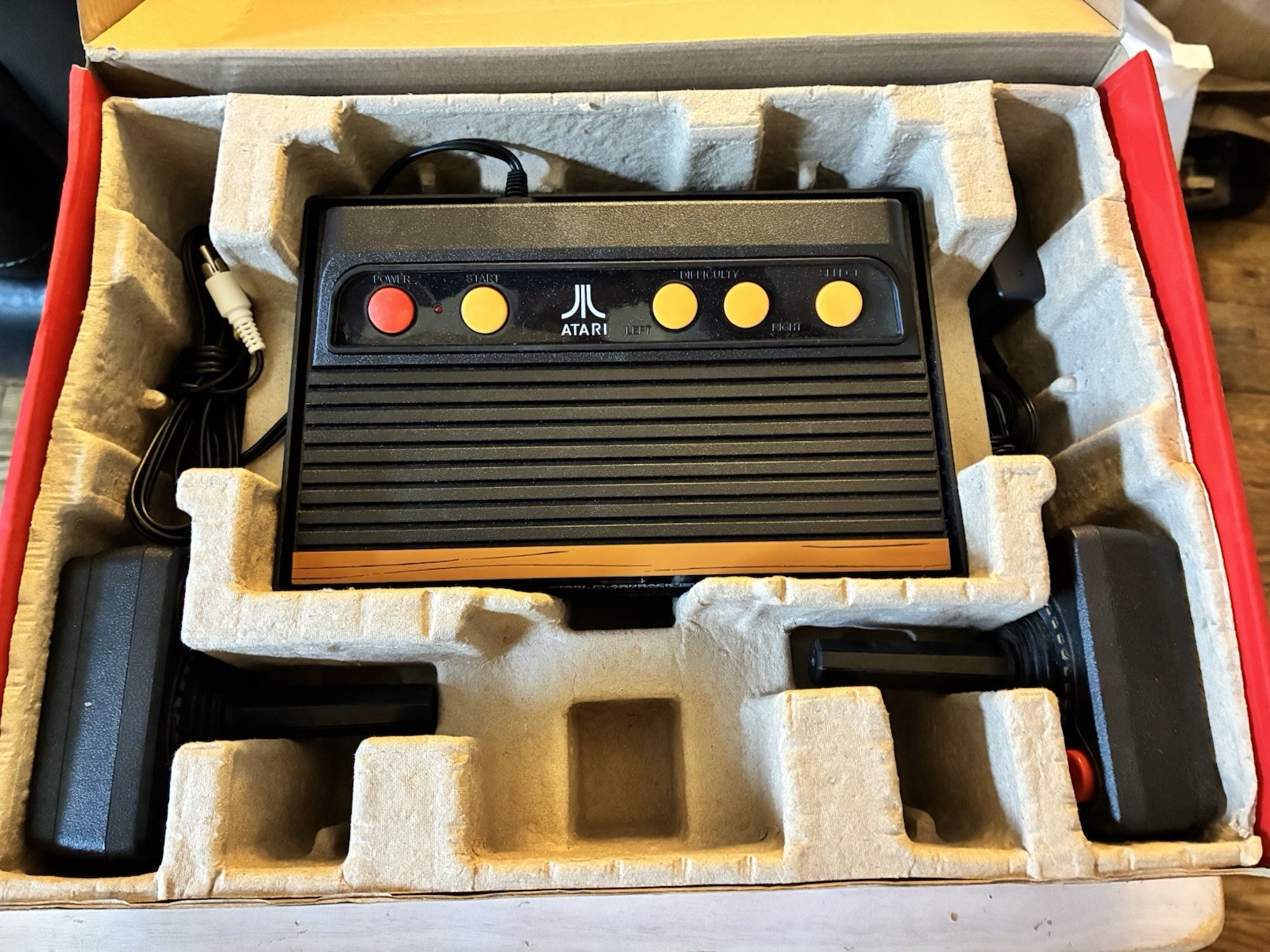 Atari Flashback 5 Collector’s Edition 92 Built in Games.No Instruction Booklet.
