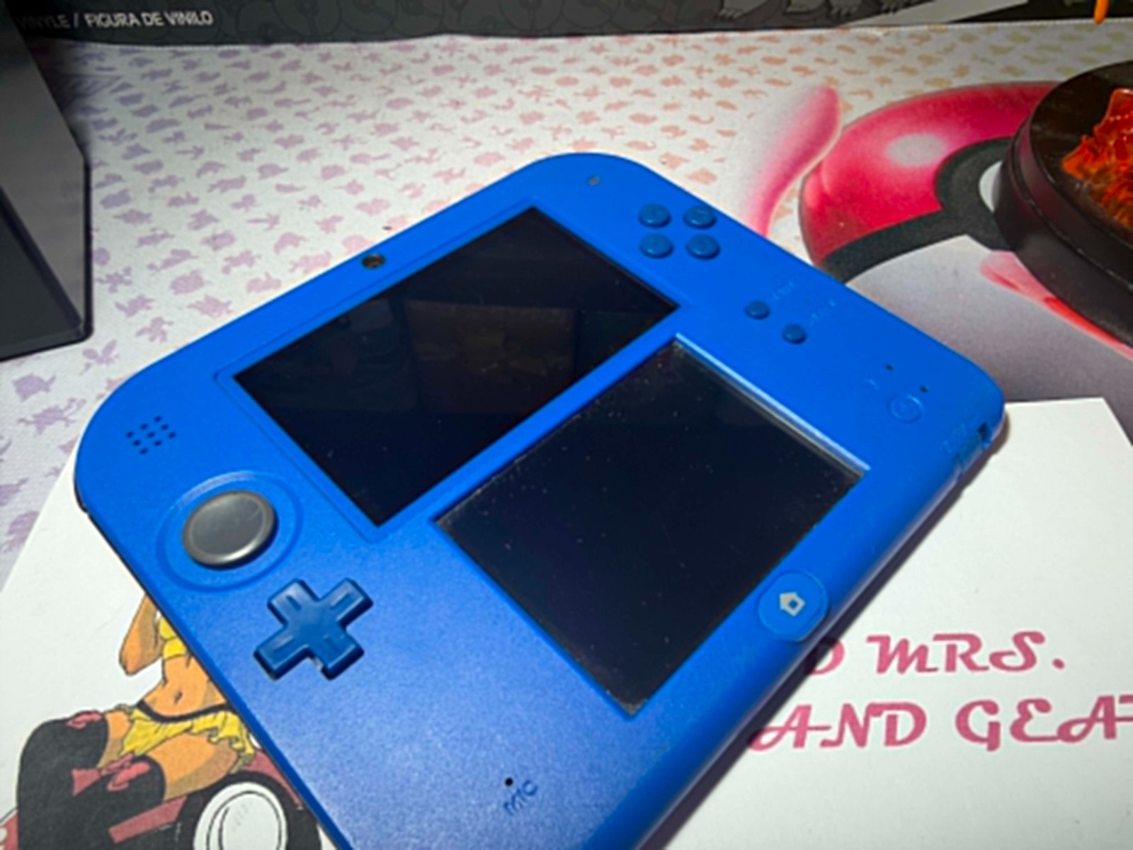 Nintendo 2DS Launch Edition Blue and Black Handheld System – Blue/Black Used