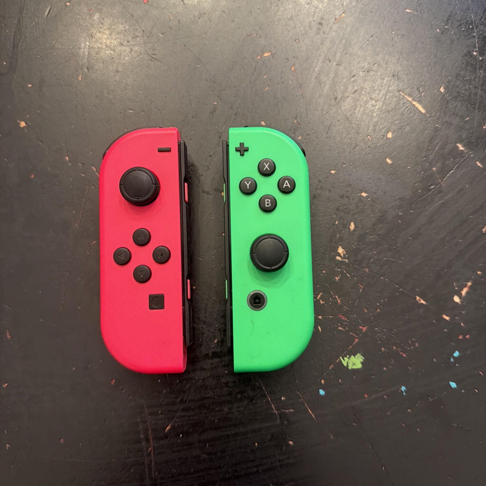 Nintendo Switch 32GB Handheld Console – Neon Red/Neon Blue