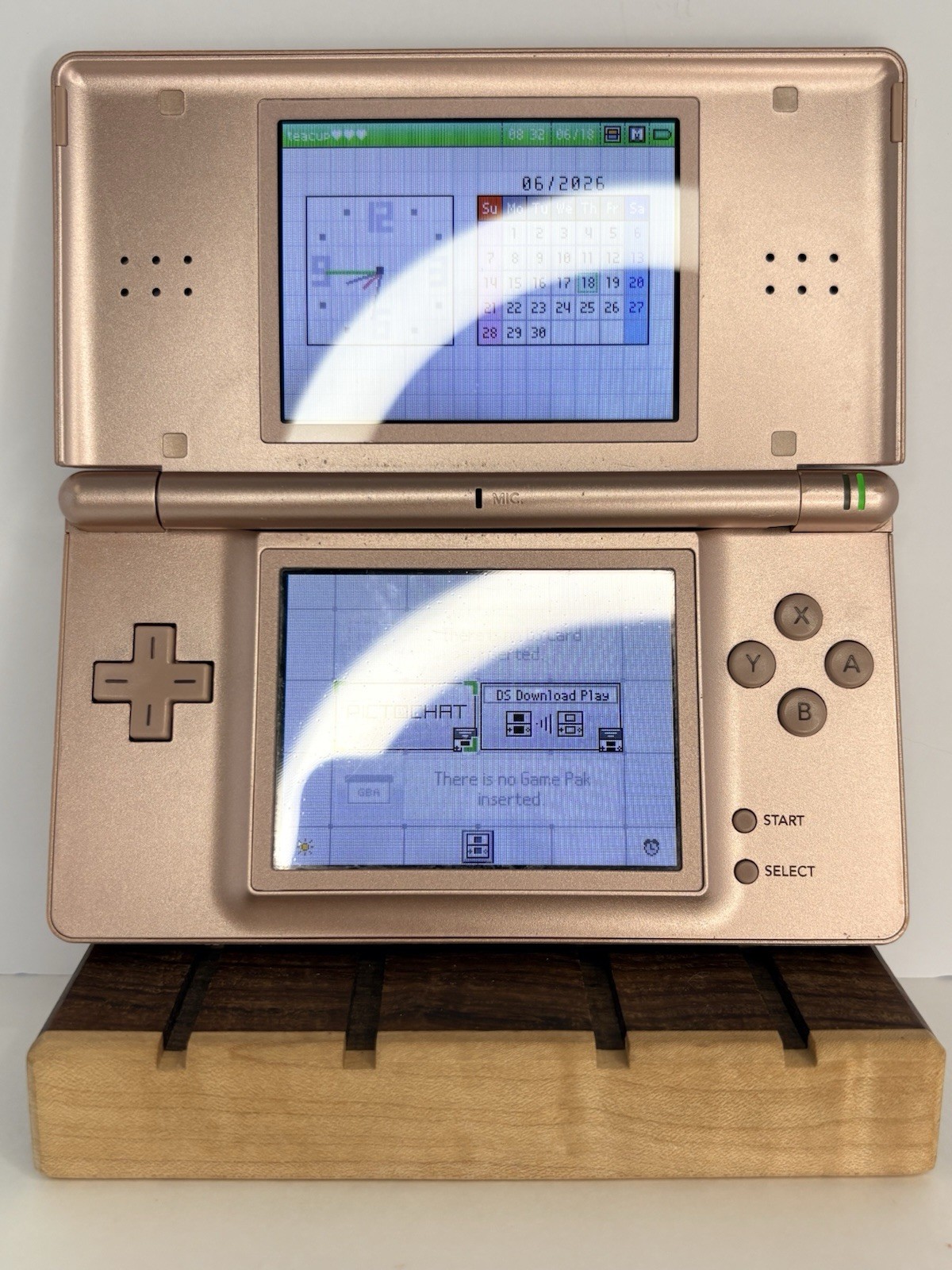 Nintendo DS Lite Console – Pink / Metallic Rose (Broken Hinge)