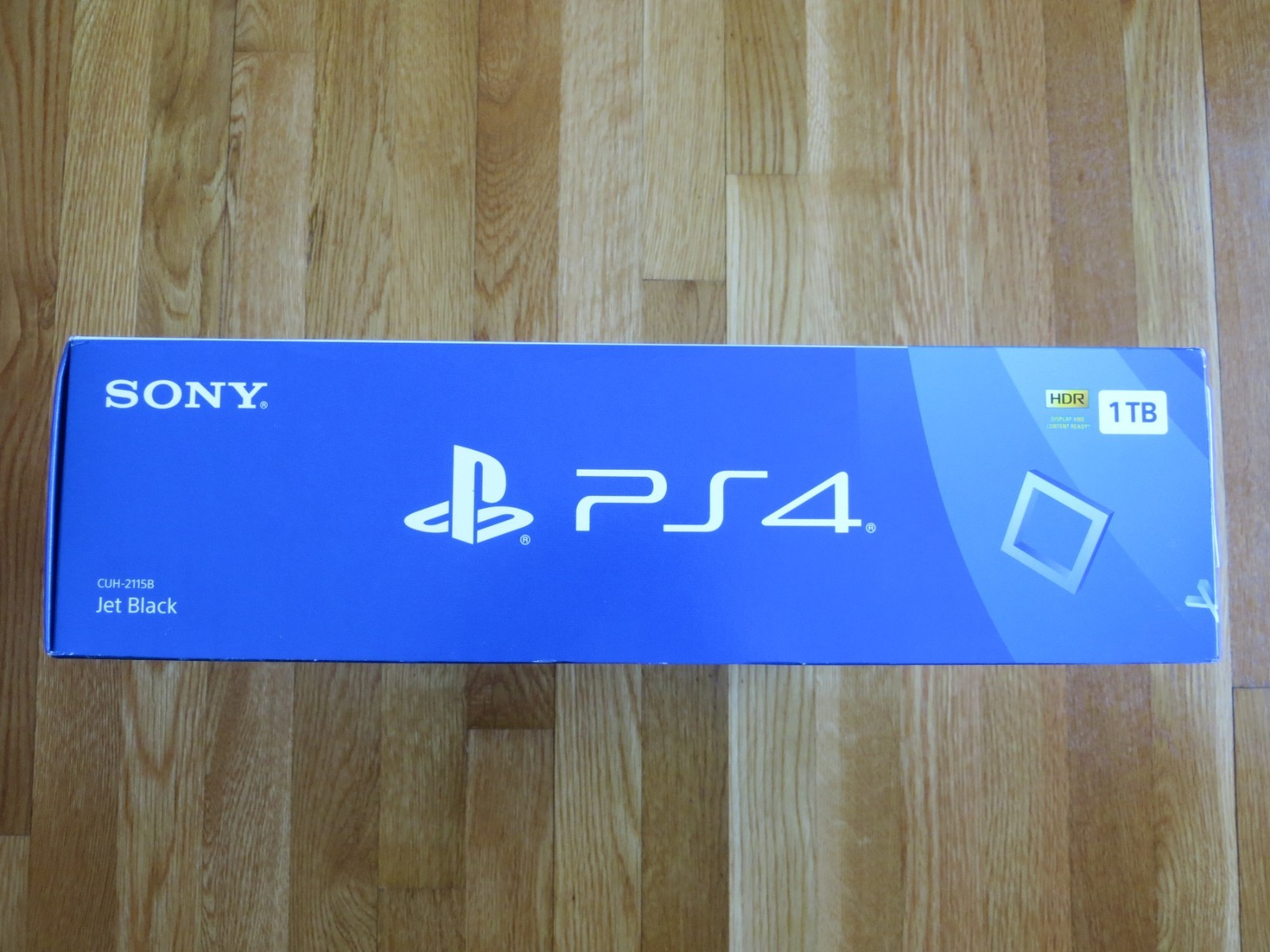 Playstation 4 Slim Console, 1TB, CUH-2115B, One Owner, w/box, original packaging