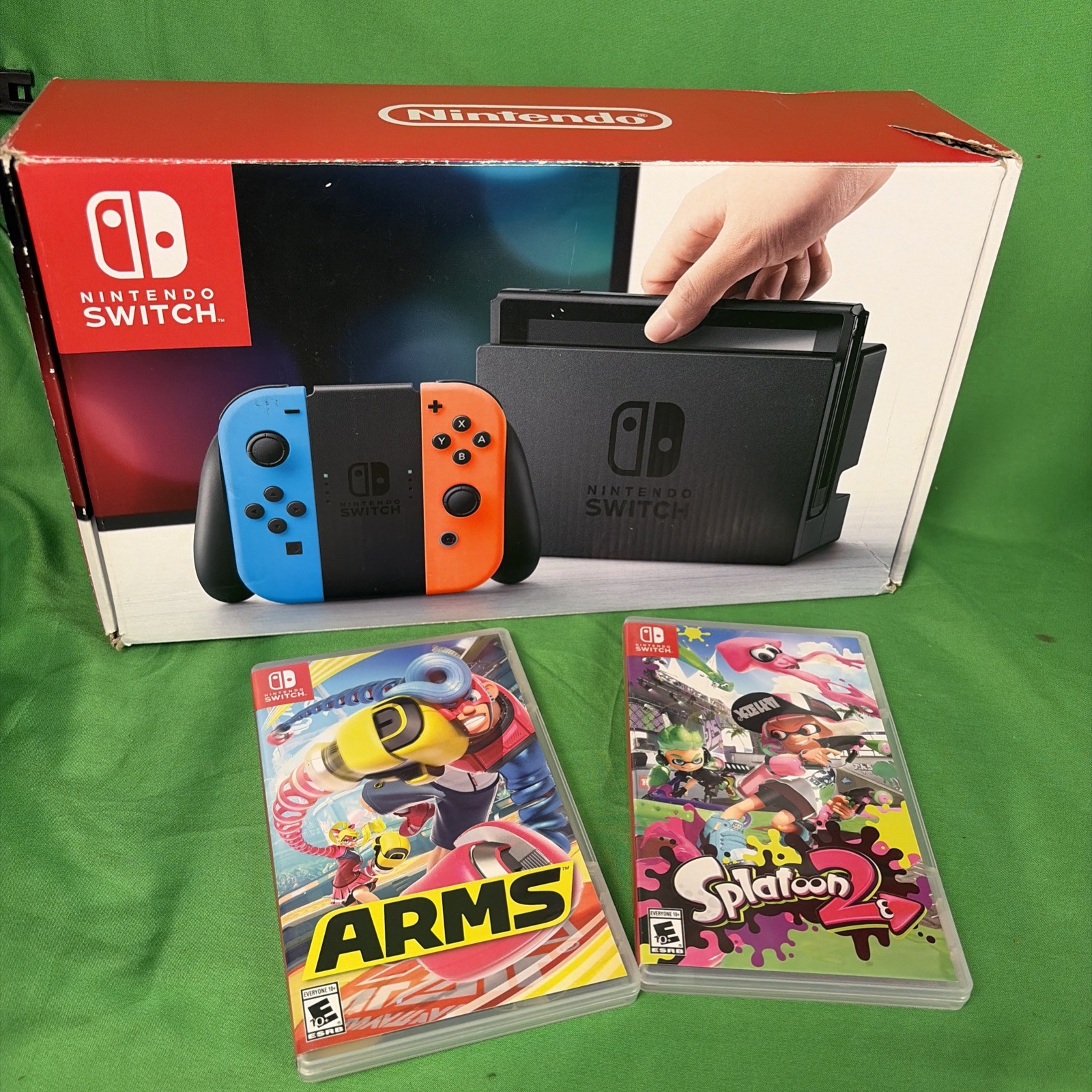 Nintendo Switch 32GB Gray Console ~ Neon Red/Neon Blue Joy-Con ~ Complete w/Box