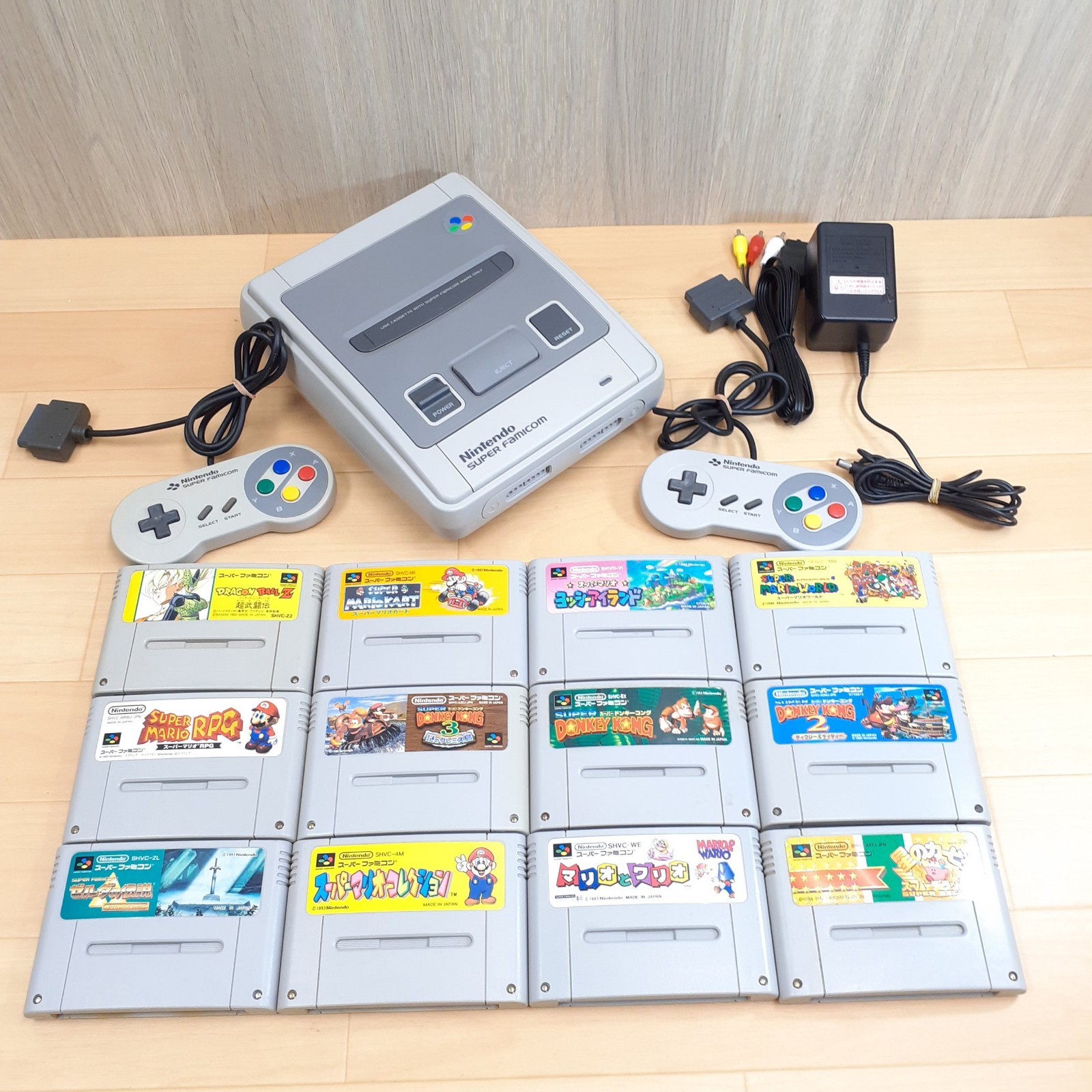 Nintendo Super Famicom Console Bundle 12 games 2 controllers & cables Japan SNES