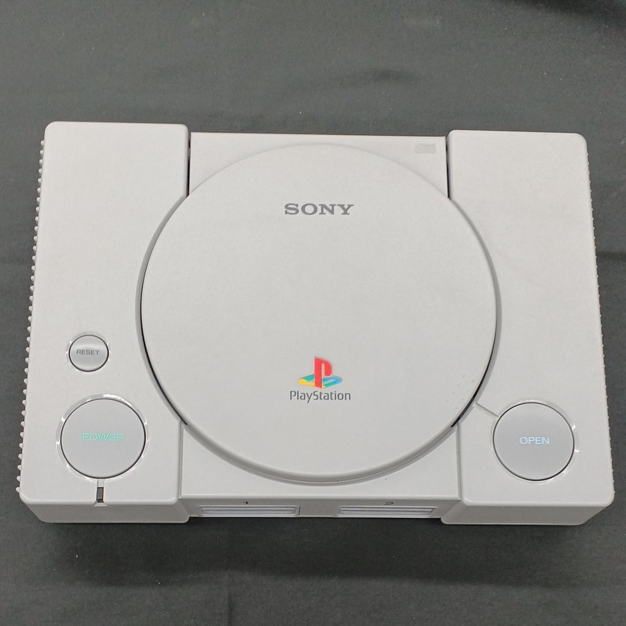 PLAYSTATION Model SCPH 7000 SONY