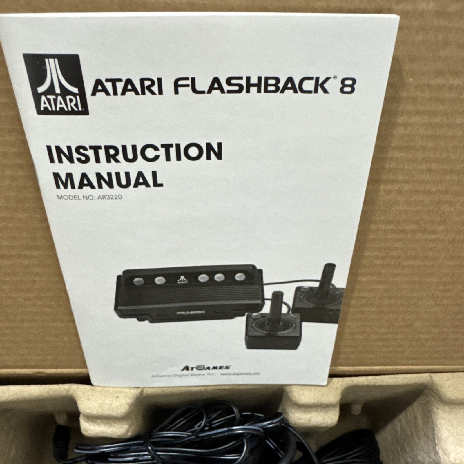 ATARI 40th Anniversary AR3200 FLASHBACK 8Black Console With 105 Built-In Games.