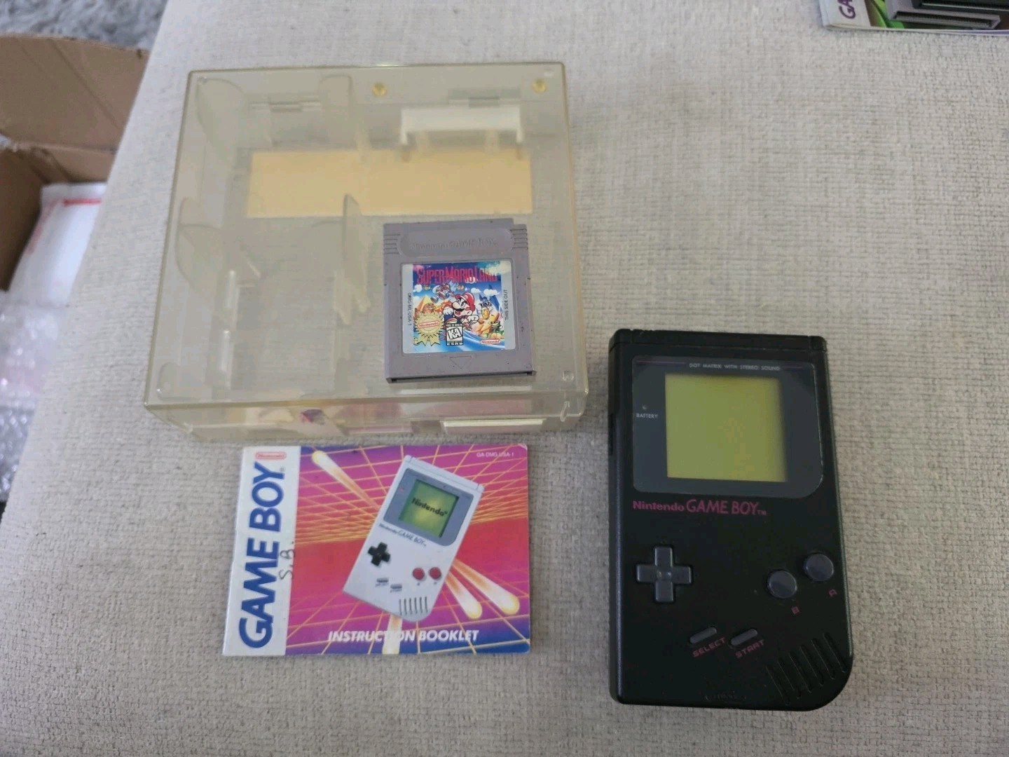 Nintendo Game Boy W/Original Serial Matched Plastic Case & Super Mario Land