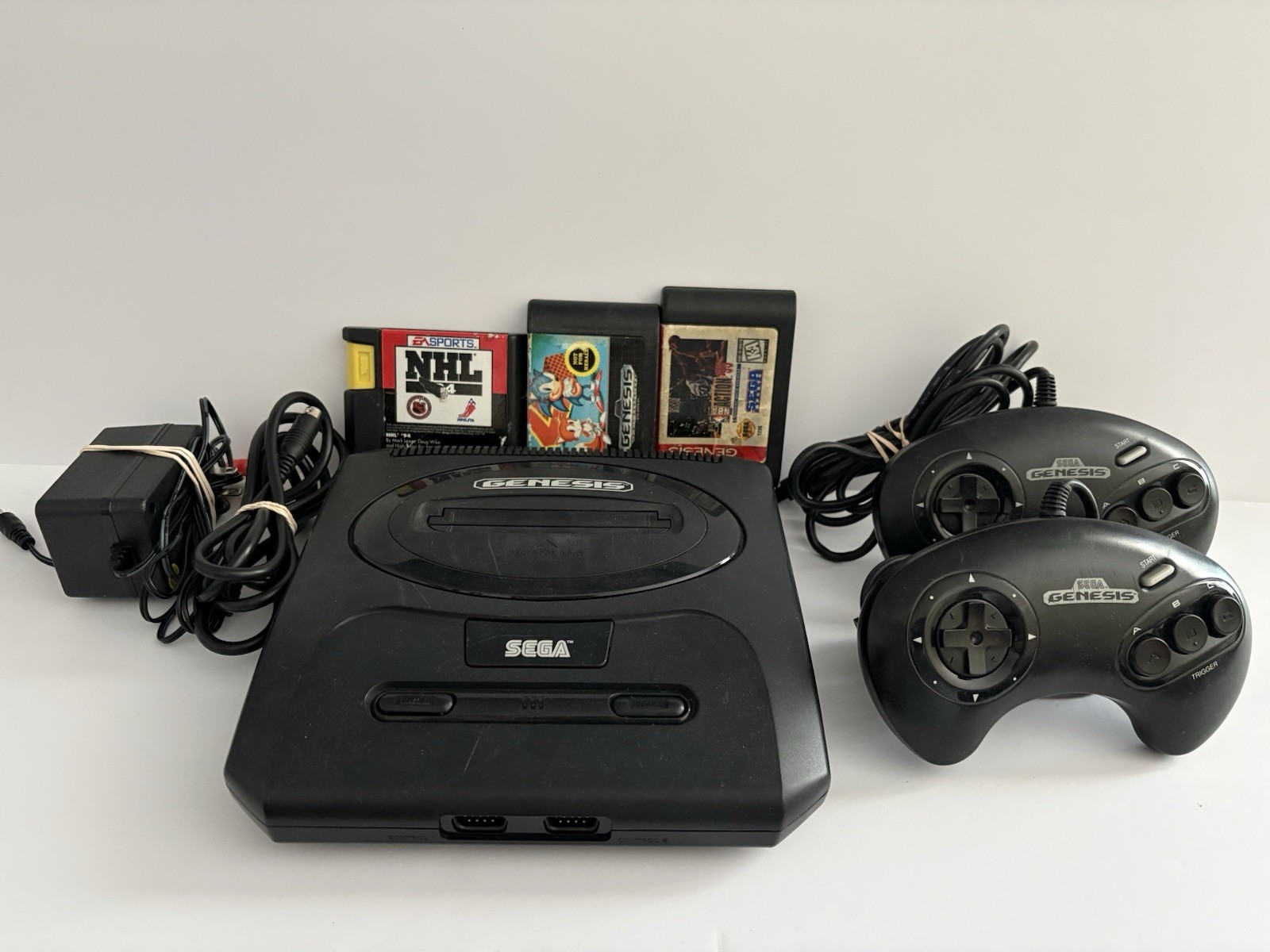Sega Genesis 2 Black Console with 2 Controllers And 3 Games! Wires Included