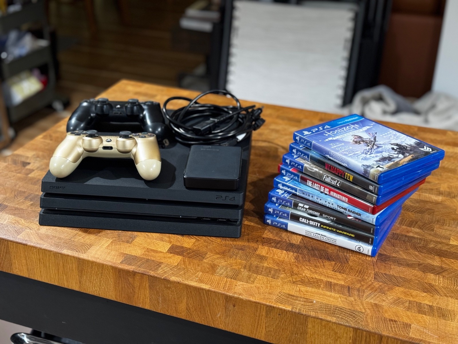 Sony Playstation 4 Pro 500gb SSD + 3TB Storage – Excellent + 8 Games!!