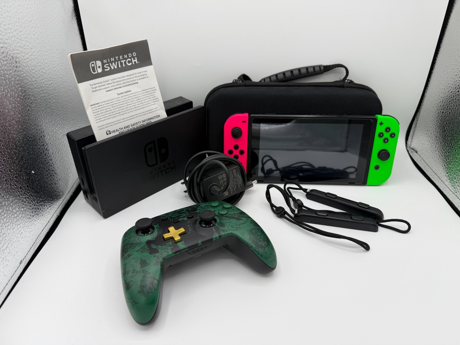 Original Nintendo Switch FULL BUNDLE – Dock, EXTRA Controller, Carry Case + MORE
