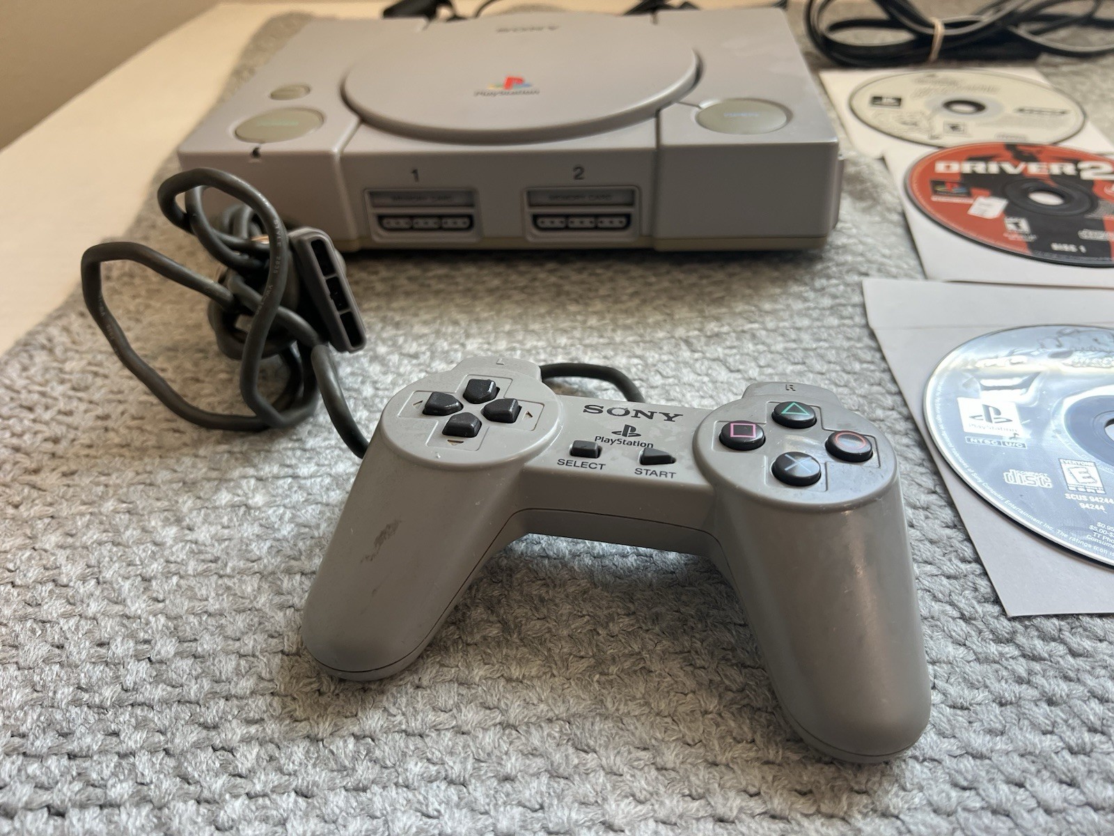 Sony PlayStation 1 Console Bundle SCPH-5501 PS1 4 Games Controller Clean OEM
