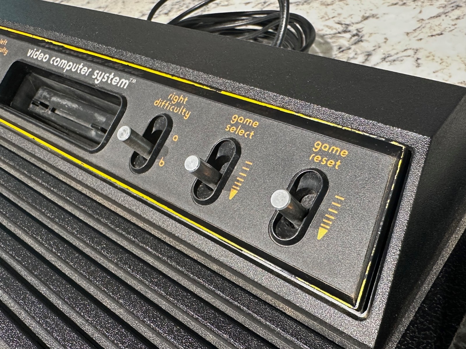 ATARI CX2600 ‘Heavy Sixer’ Six Switch Console Early F Series Sunnyvale CA. RARE