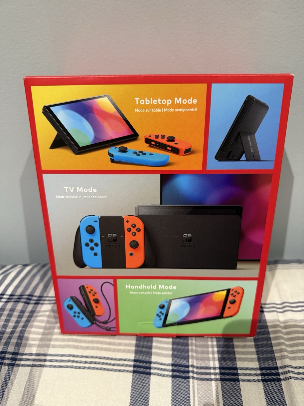 Nintendo Switch OLED Model HEG-001 64GB – Black/Neon Red/Neon With extras!