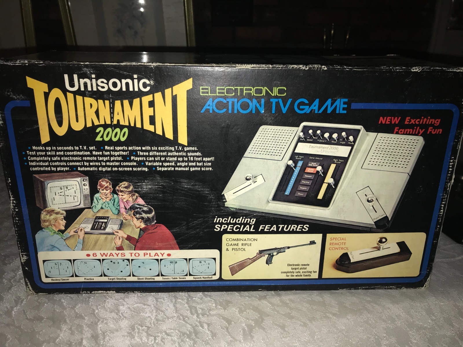 UNISONIC TOURNAMENT 2000 Electronic ACTION TV Console GAME IOB w/ Gun RIFLE EUC