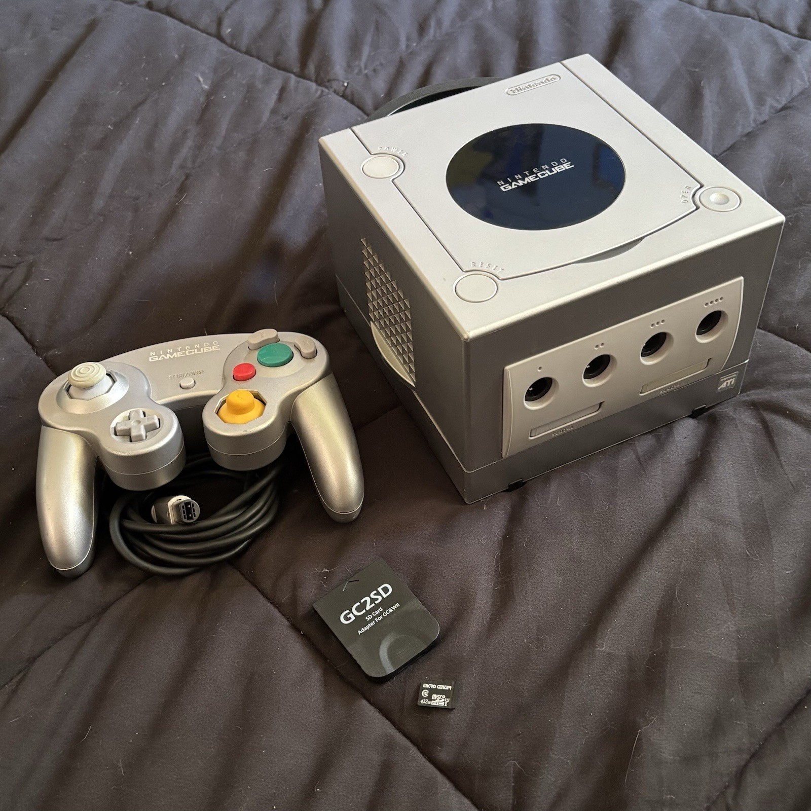 Nintendo GameCube HDMI + LED Ports + Usb-C With controller / Gecko + 32gb Card