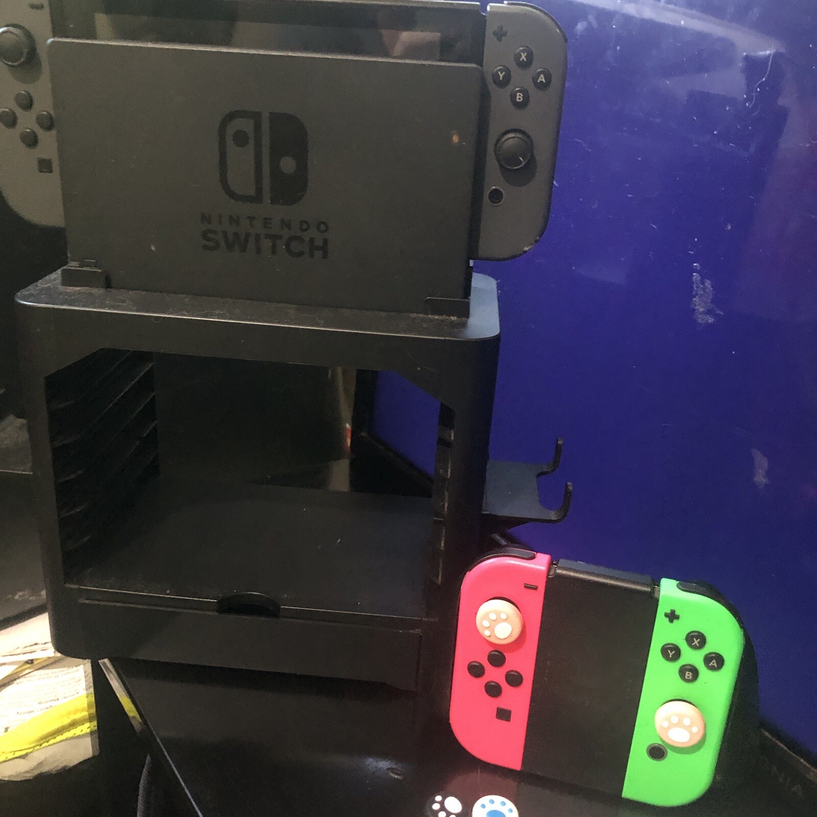 Nintendo Switch Game Console – 32GB, New Edition, Gray (10002199)