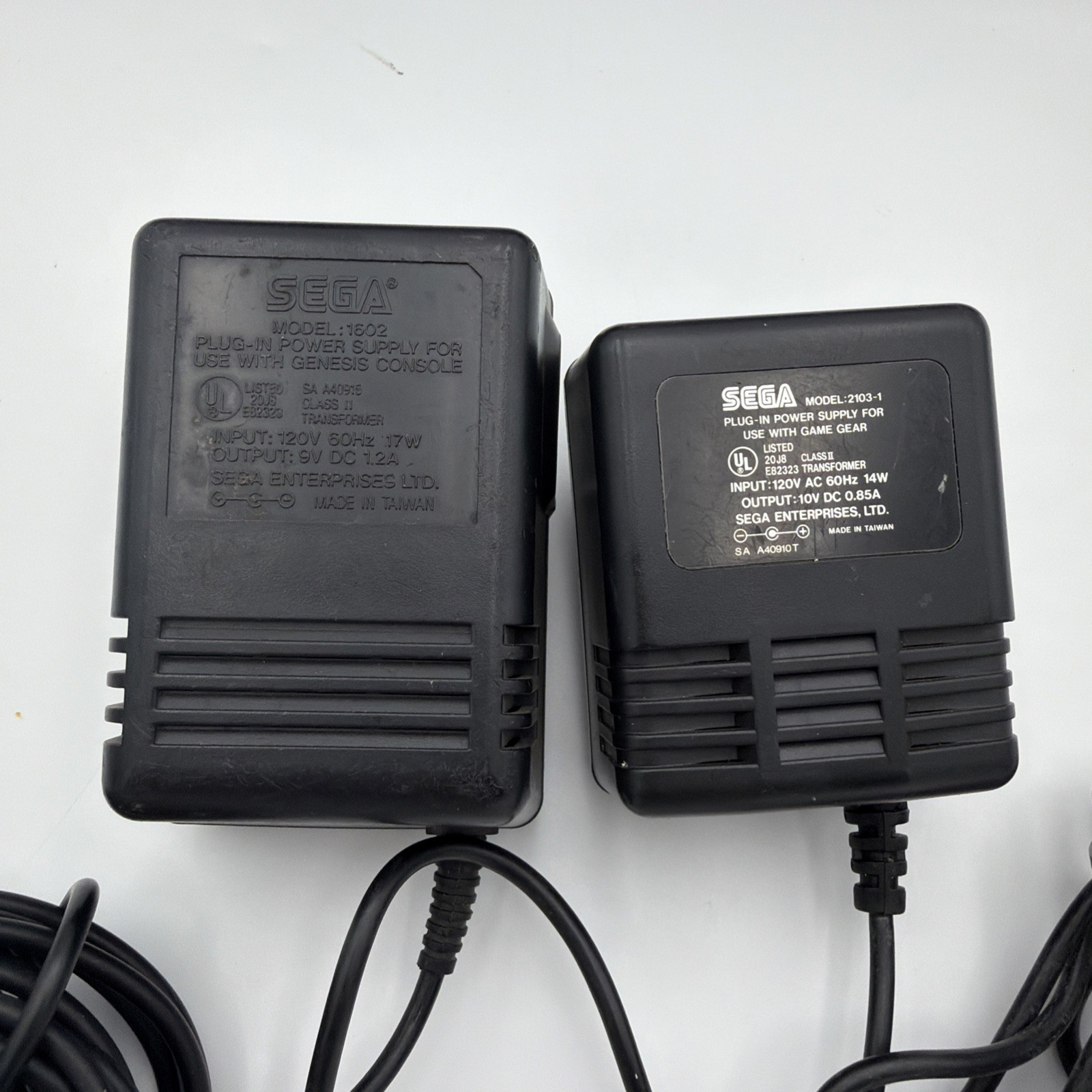 Sega Genesis Model 2 Sega CD Model 2 MK-4102 Bundle Tested Serviced New Controll