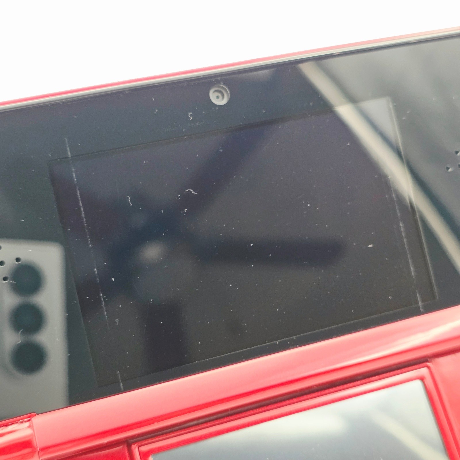 Nintendo 3DS Handheld Console Flame Red CTR-001 Includes Charger Stylus