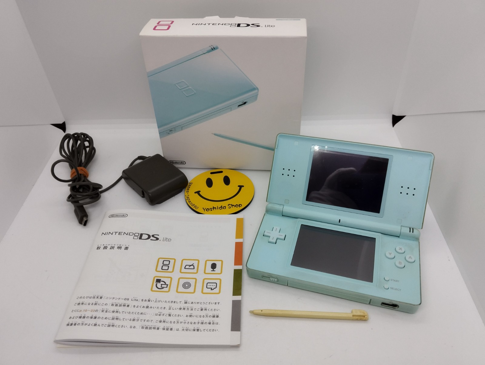 Nintendo DS Lite Mint Green Handheld Game Console USG-001 w/Boxed