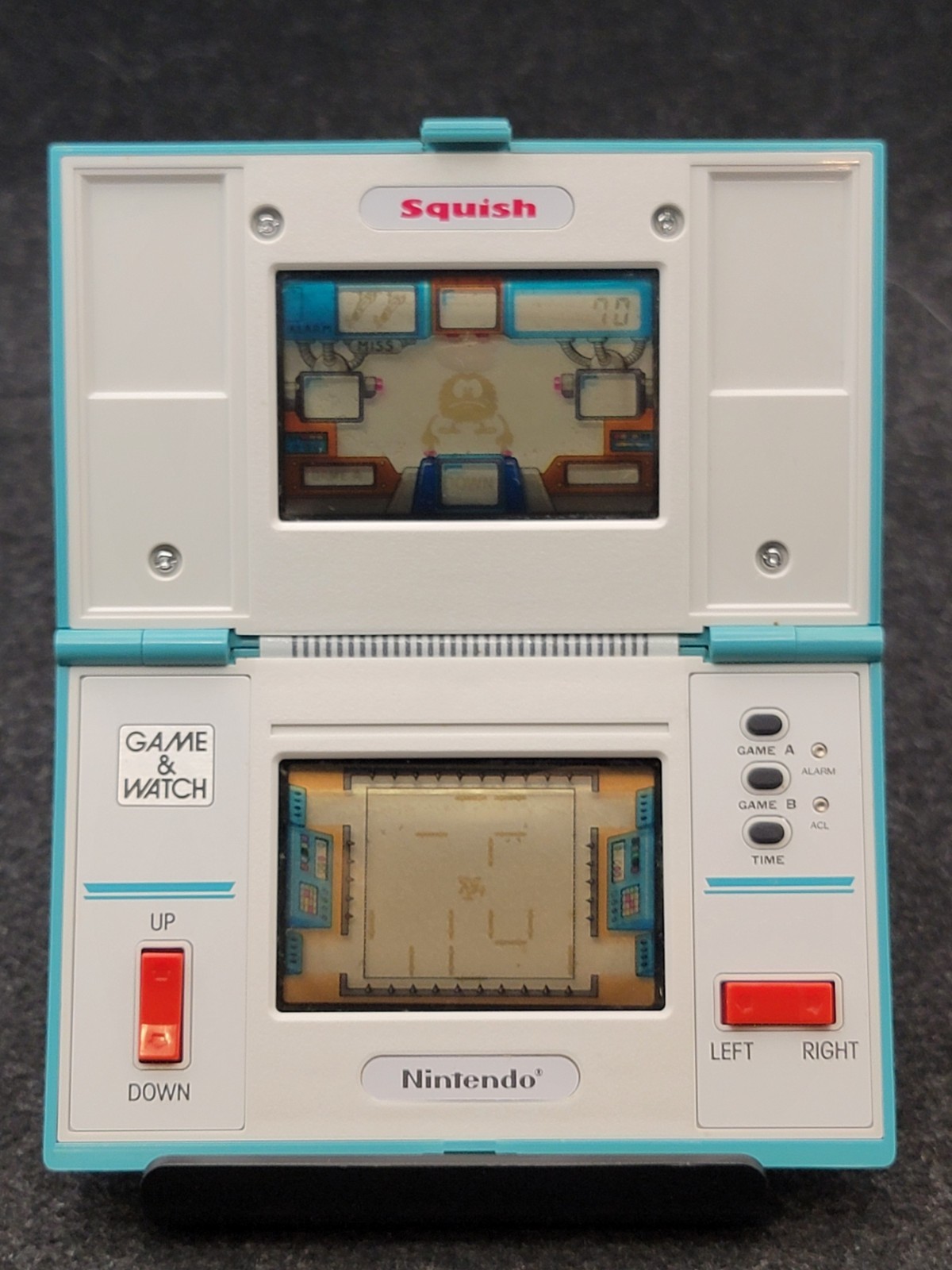 Game & Watch Nintendo Multi Screen Squish MG-61 W/ Fresh Batteries [Tested]