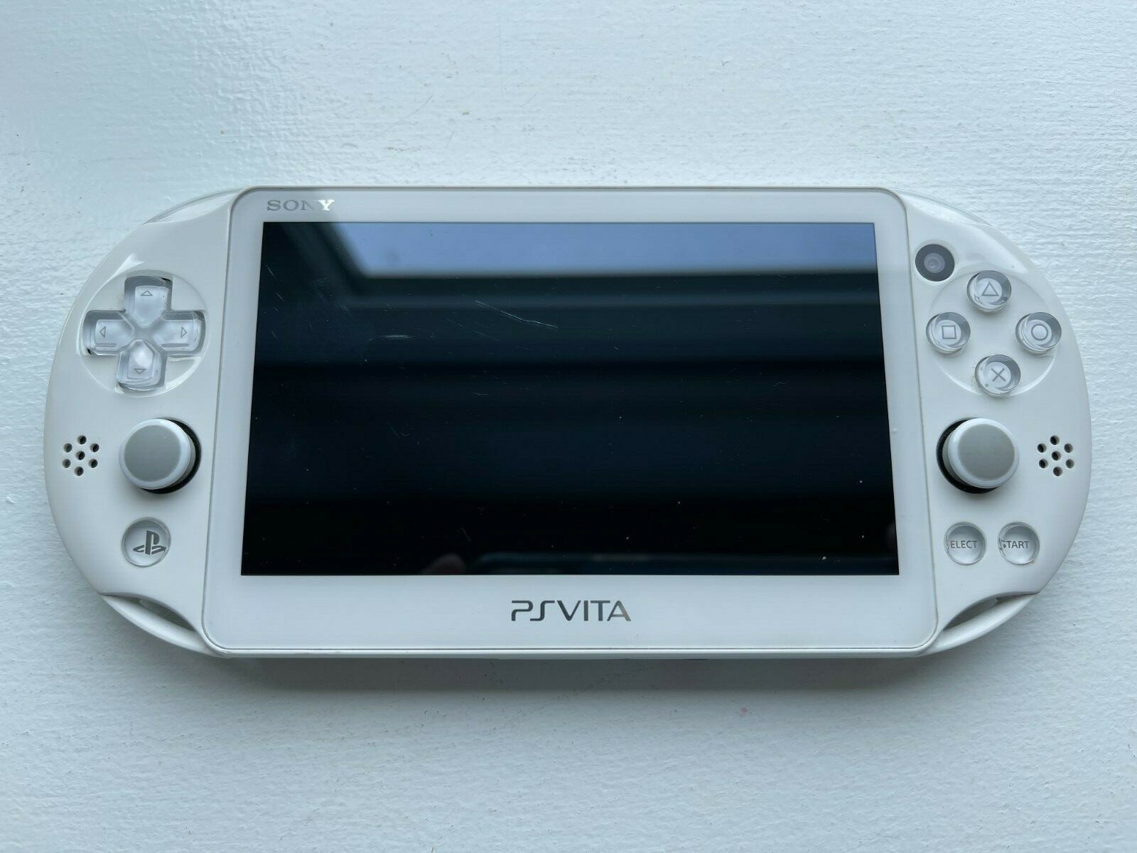 Sony Playstation PS Vita 2000 Slim PCH-2000 – White – *GREAT* + Charger
