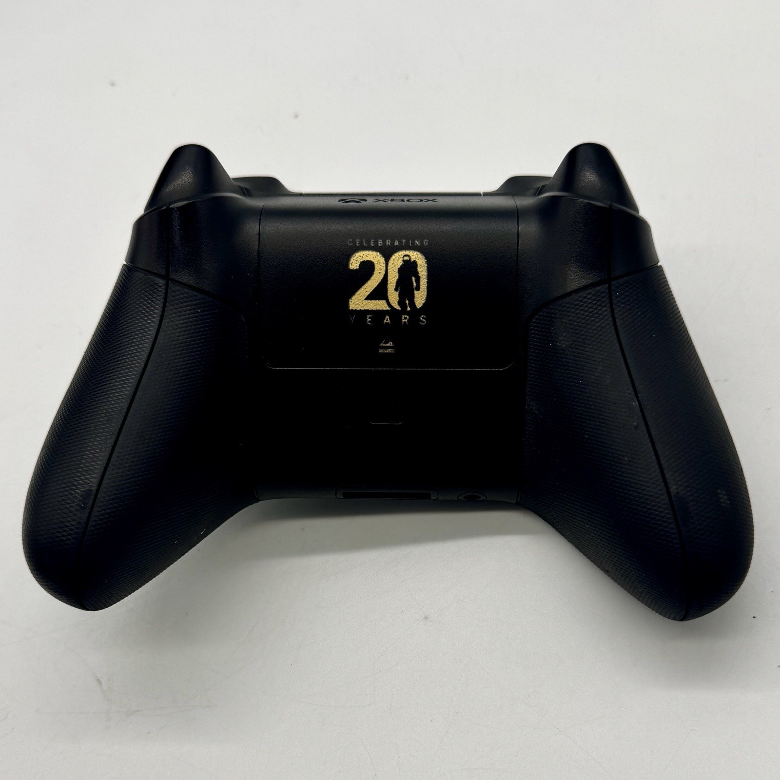 Microsoft Xbox Series X – Halo Infinite Limited Edition w/ Controller & Charger