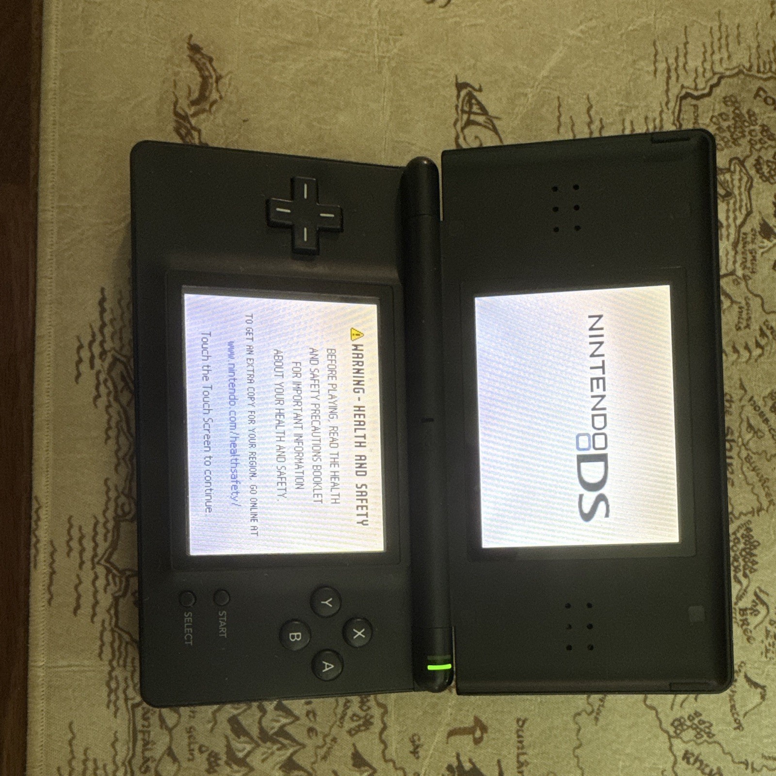 Nintendo DS Lite Handheld System Console, Black, USG-001, NTSC-U/C, Touchscreen
